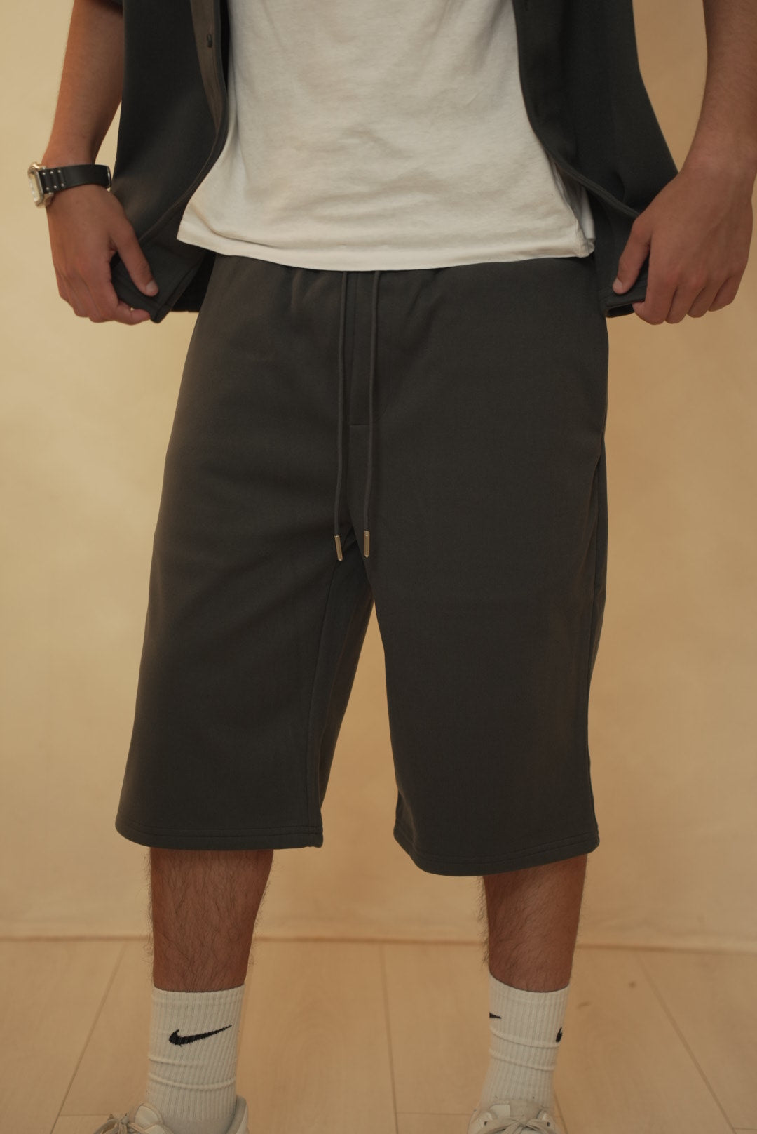Relaxed Corduroy Shorts in Grey