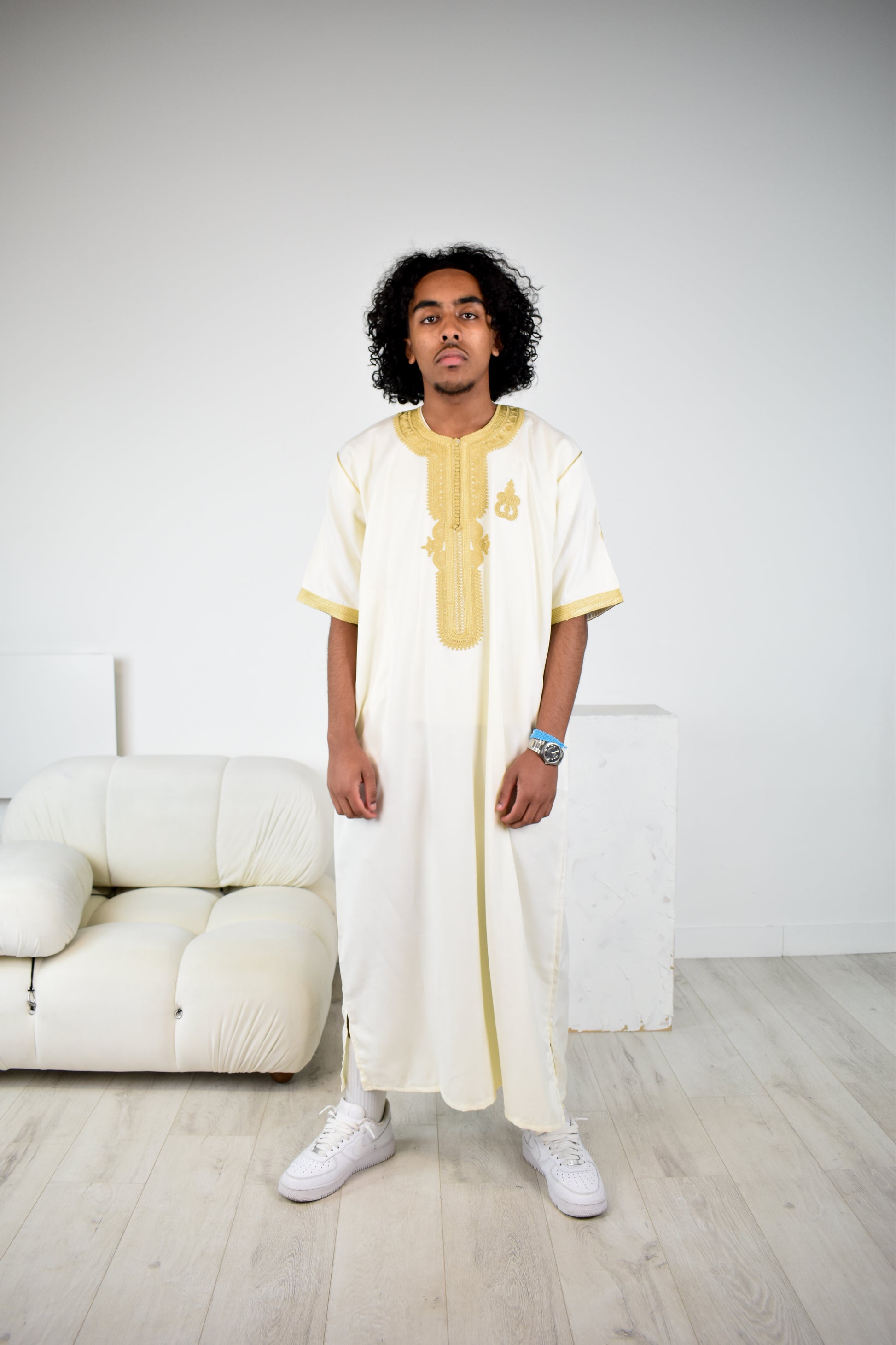 White & Gold Zip