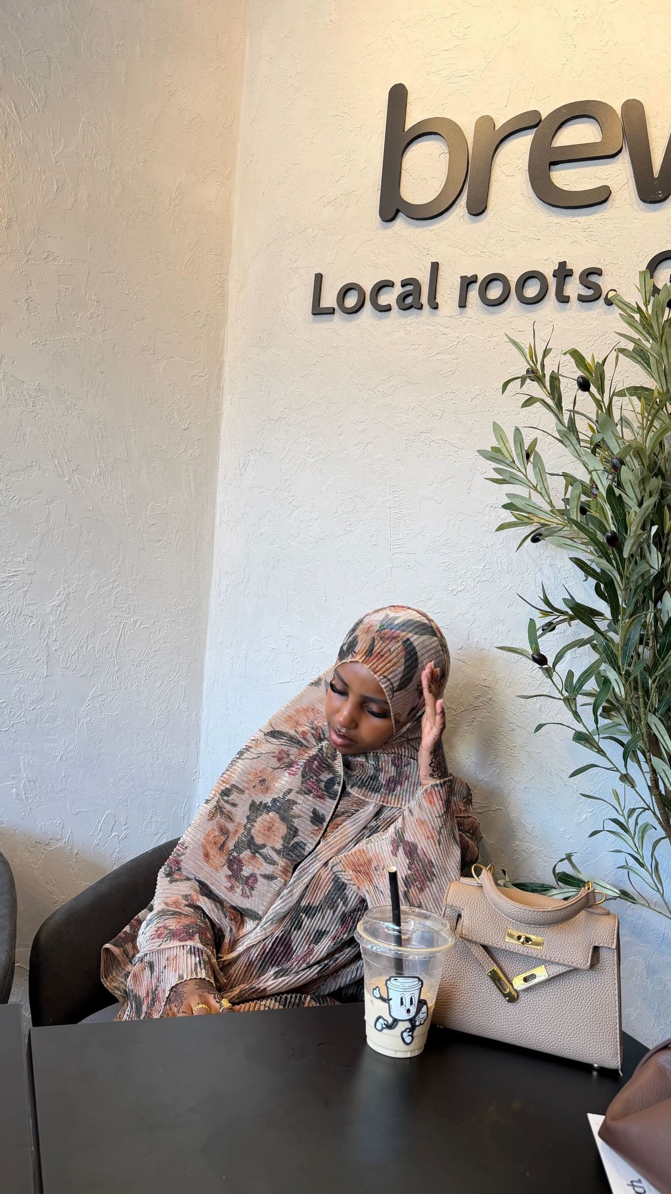 The Aurora Abaya