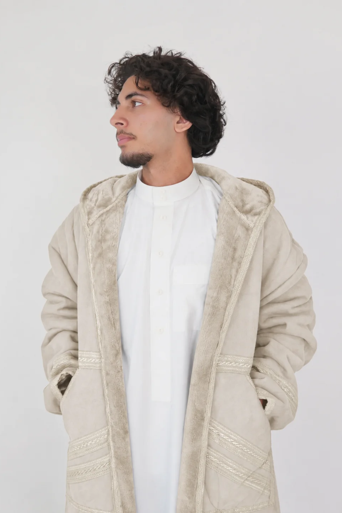 Beige Men's Farwa Winter Thobe Coat - YAZIR