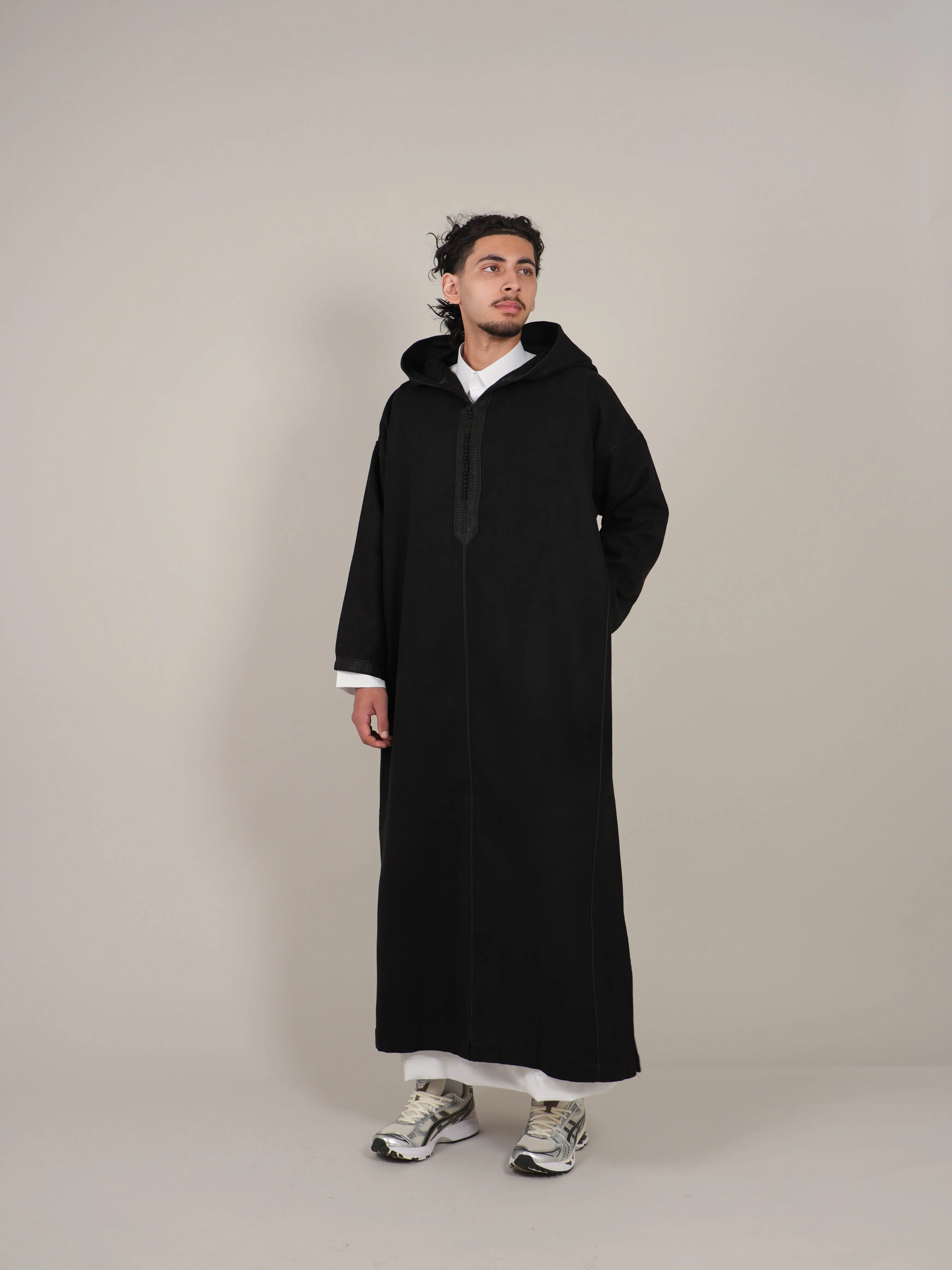 Men's Black Moroccan Djellaba | Hooded Winter Thobe | YAZIR – YAZIRCO