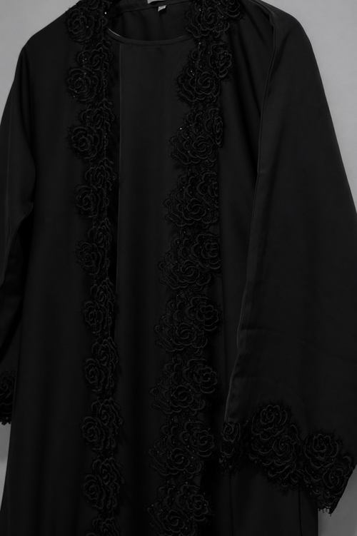 Alora Floral Abaya 4 Piece Set – Black Abaya with Hijab, Slip Dress & Rope product detail – From #1 Shop YAZIR – YAZIRCO