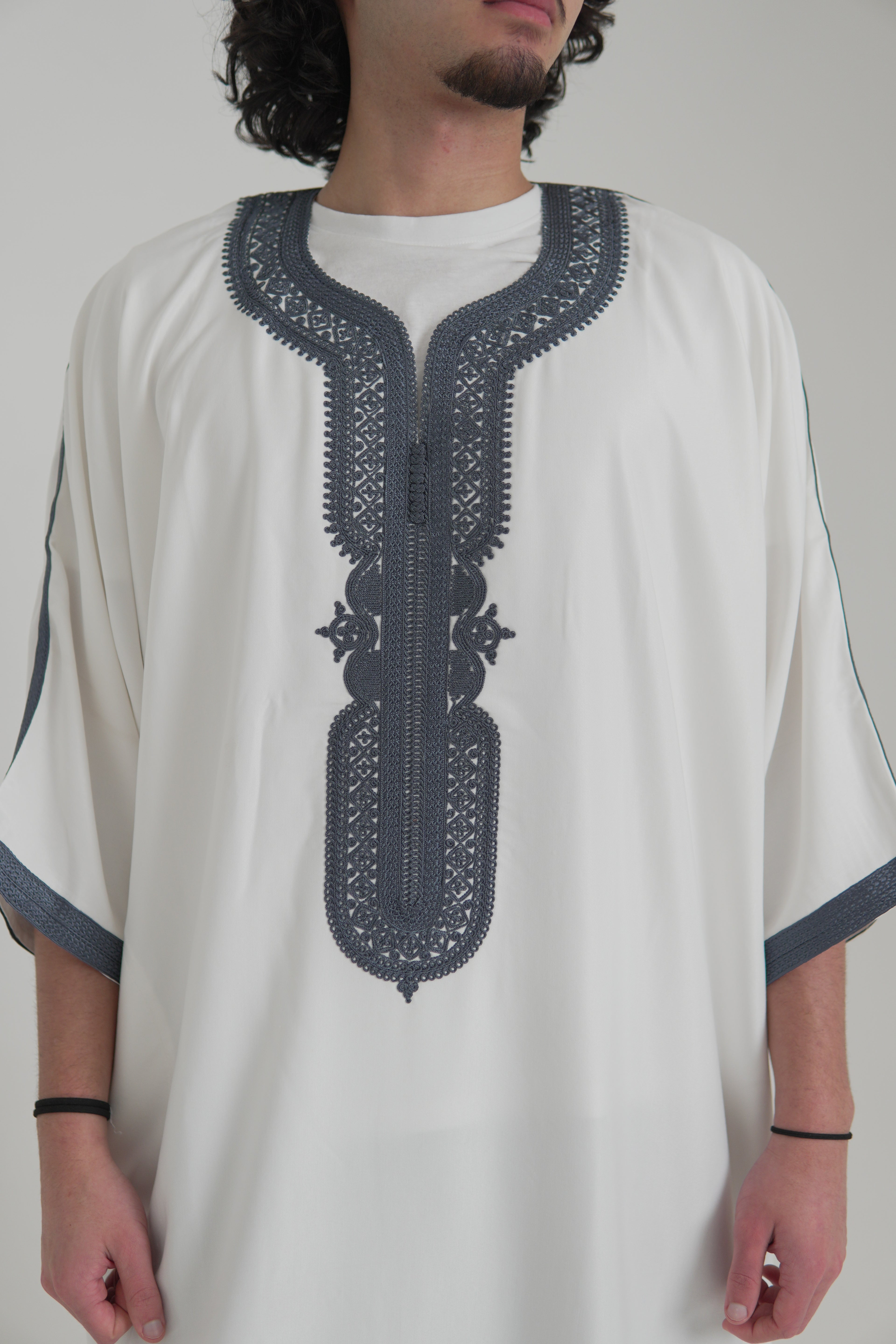 White & Space Grey Gandoura