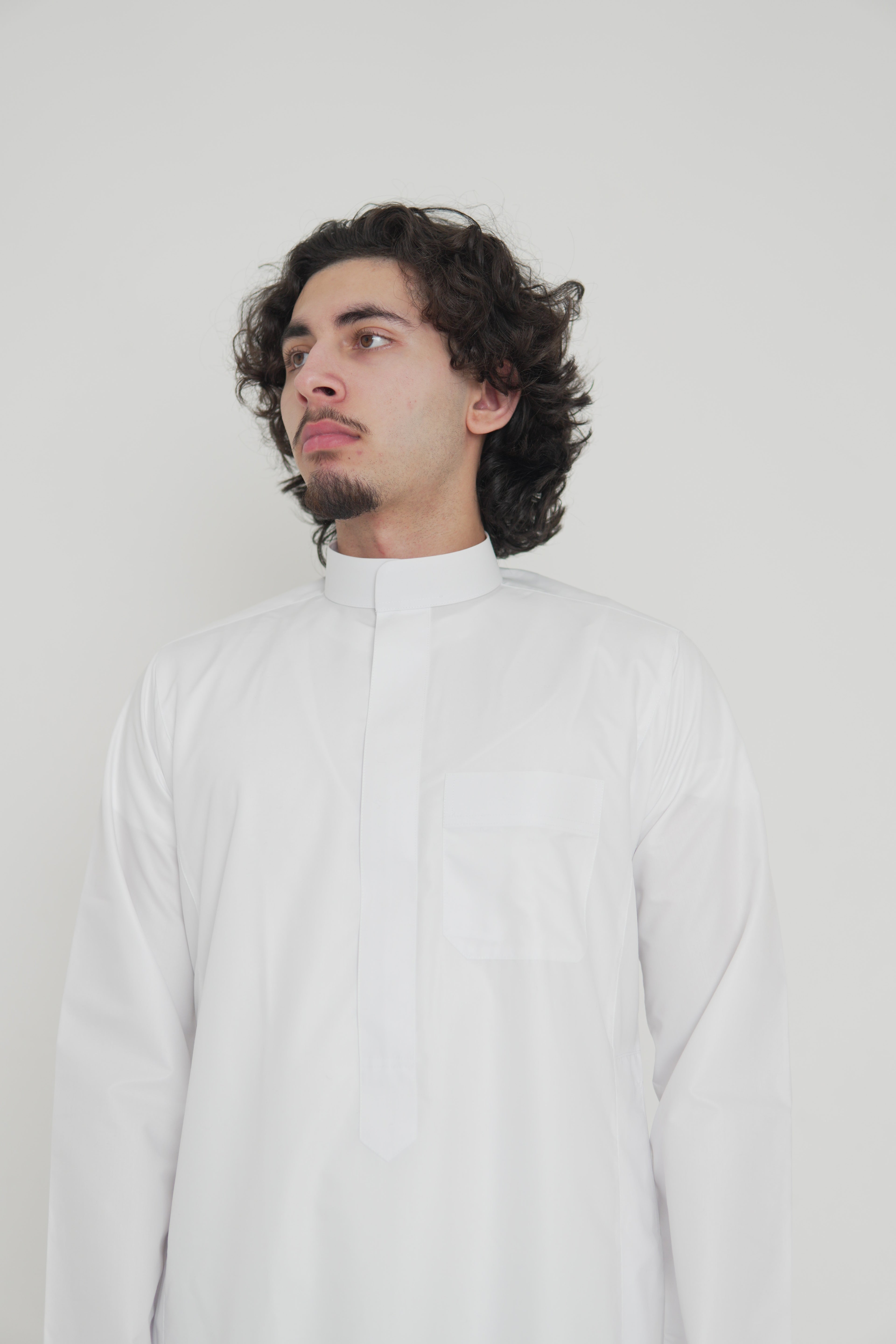 The White Collared Thobe