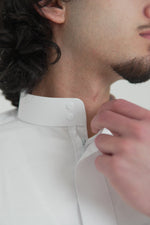 The White Collared Thobe