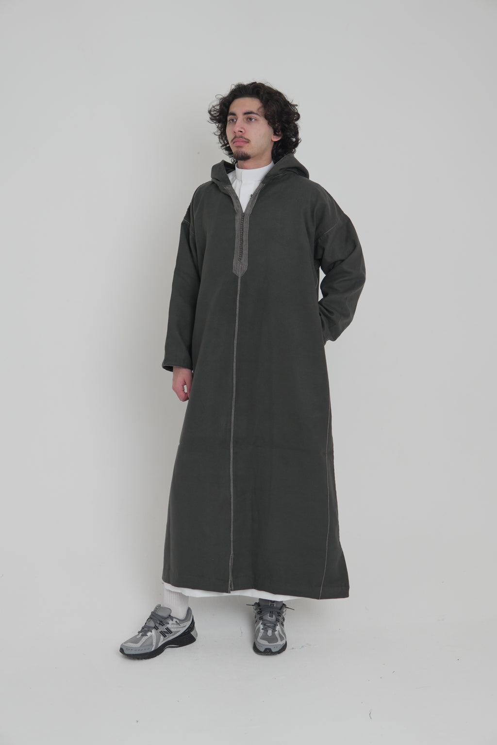 Men's Dark Grey Moroccan Djellaba – Traditional Hooded Thobe