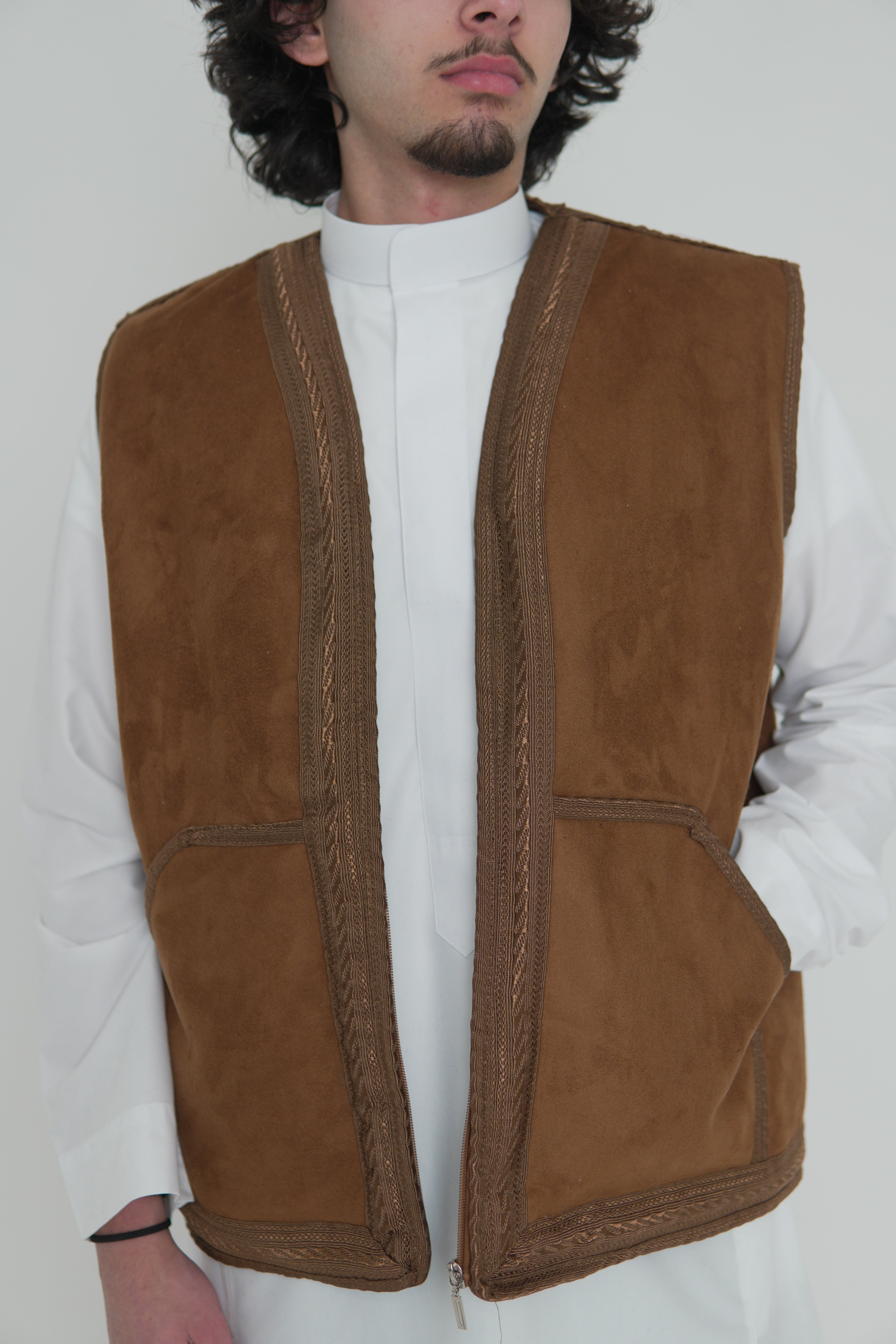 Brown Farwa Gilet - Men's Bodycoat