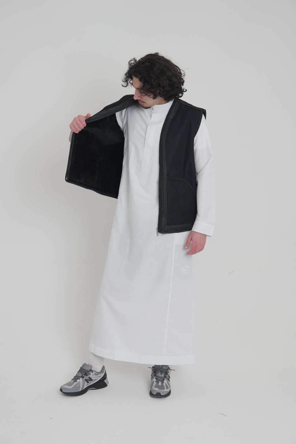 Black Farwa Gilet - Men's Bodycoat