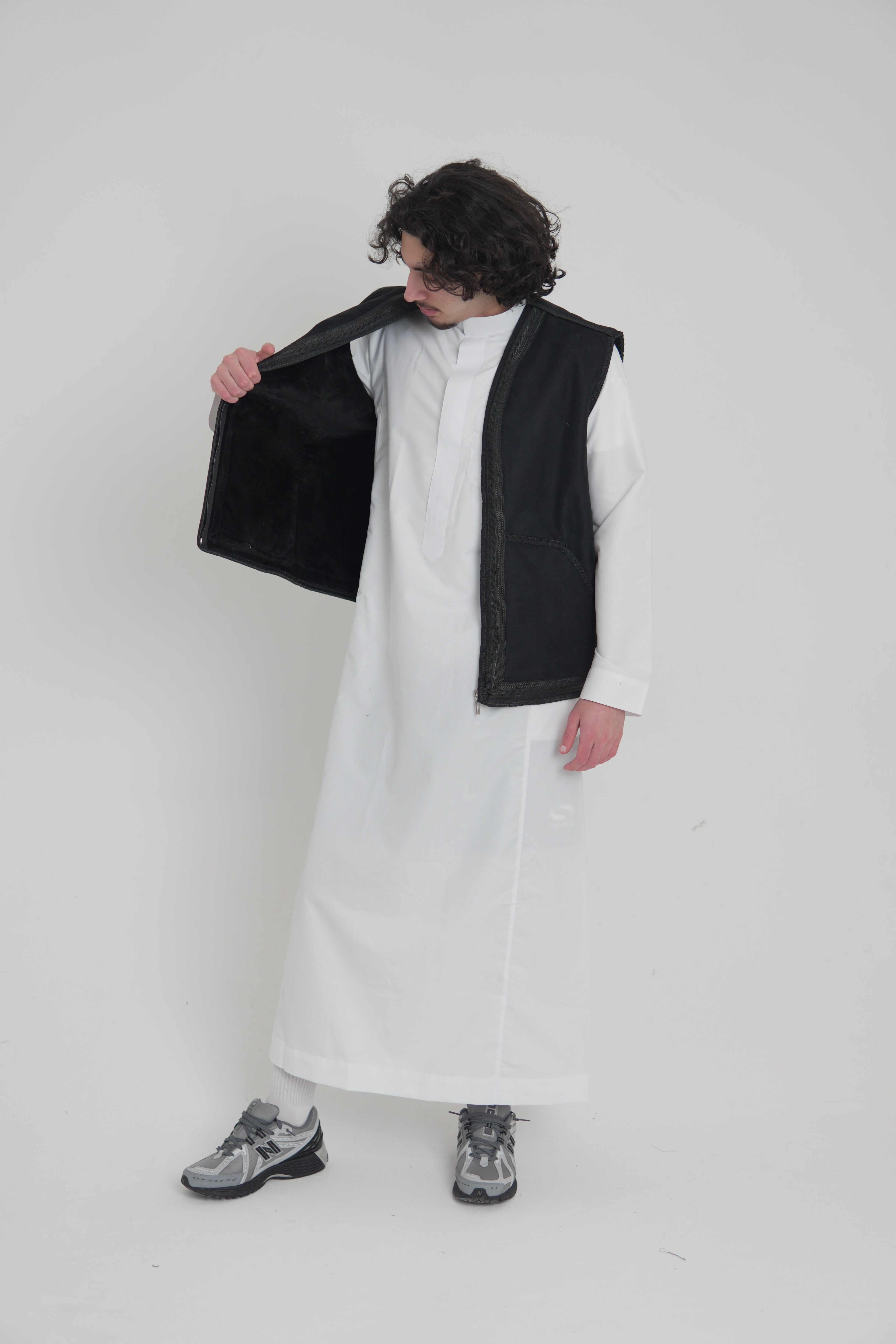 Black Farwa Gilet - Men's Bodycoat