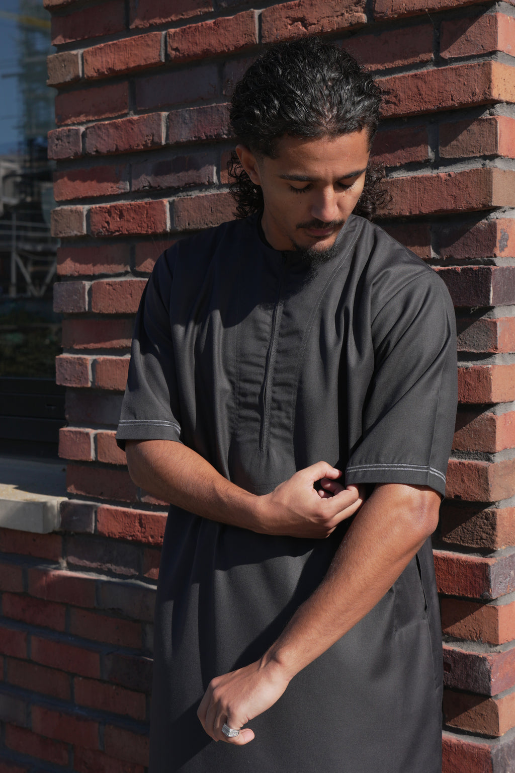 Premium Dark Grey Emirati Half Sleeve Thobe
