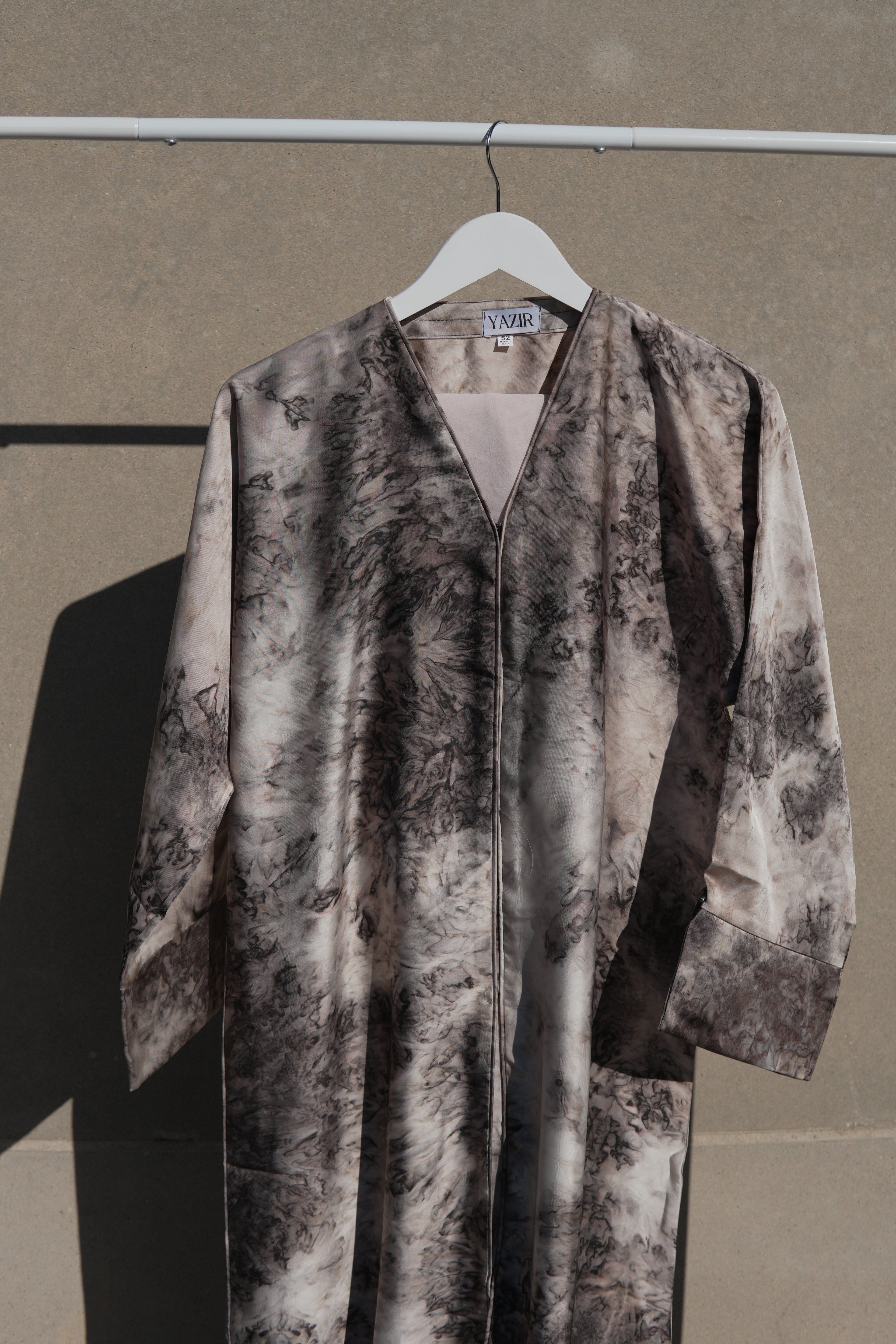 Avenra Printed Abaya 2 Piece Set – Cream Marble Modest Abaya with Hijab
