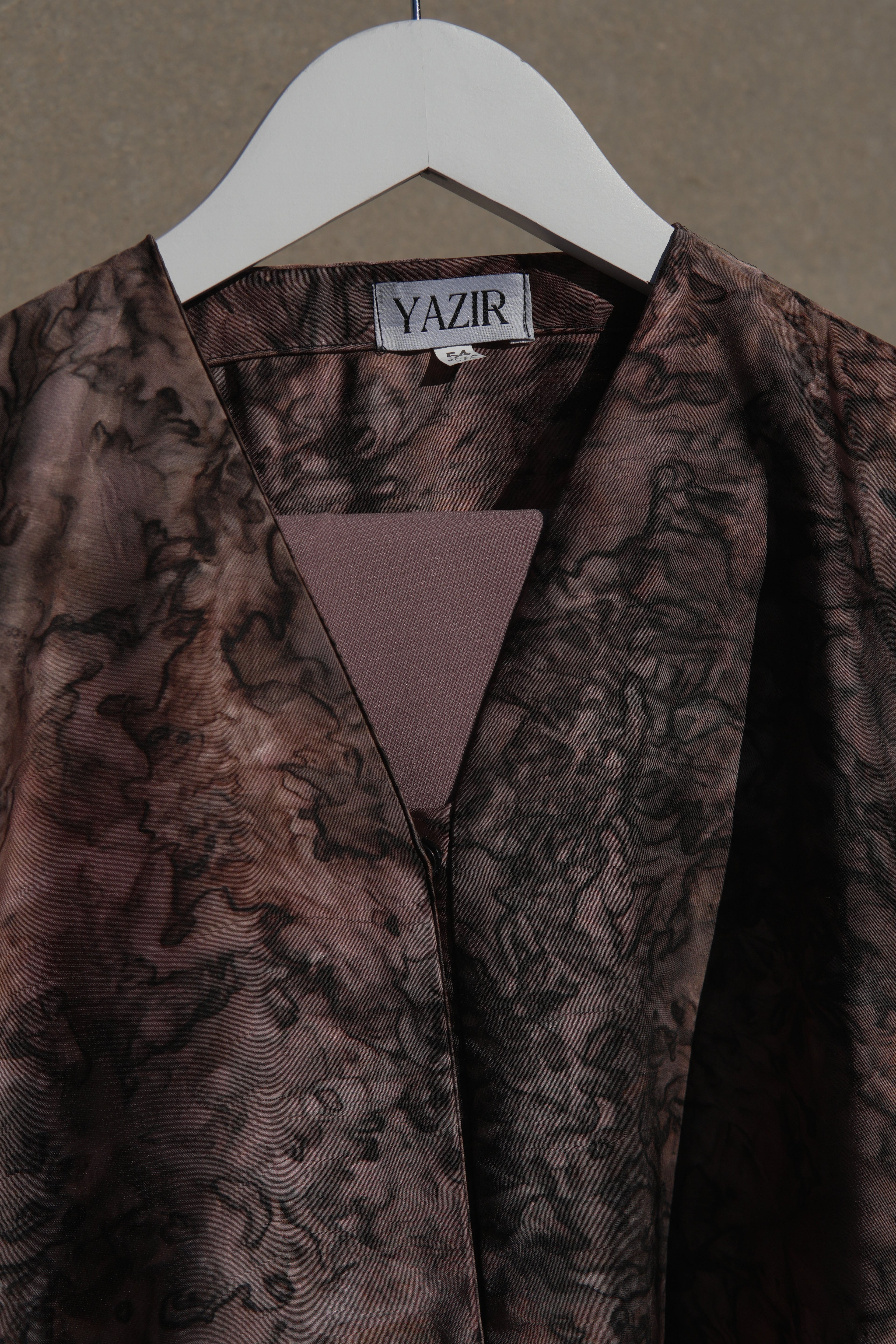 Avenra Printed Abaya 2 Piece Set – Sunset Marble Modest Abaya with Hijab