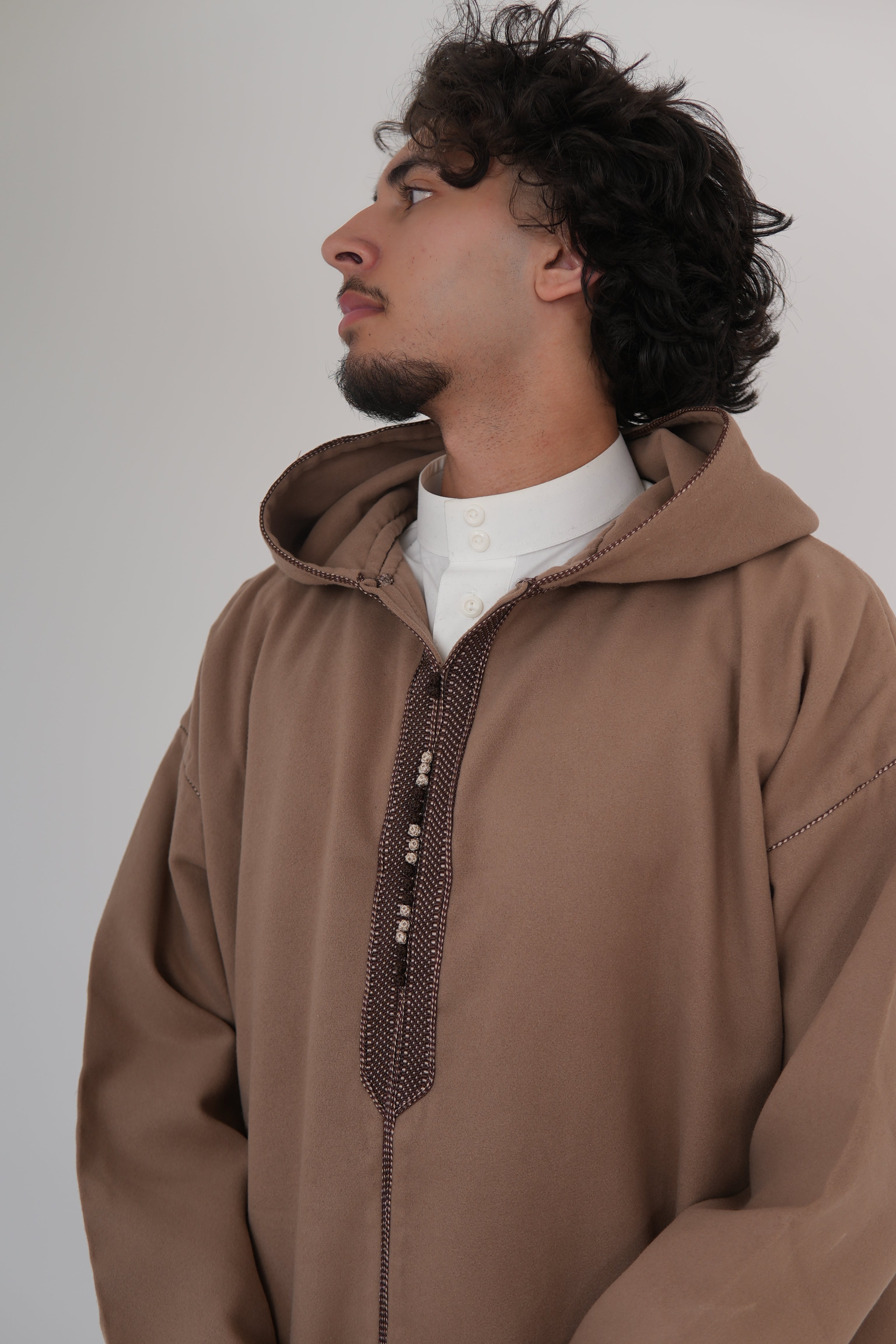 Men’s Beige Moroccan Djellaba – Traditional Hooded Thobe