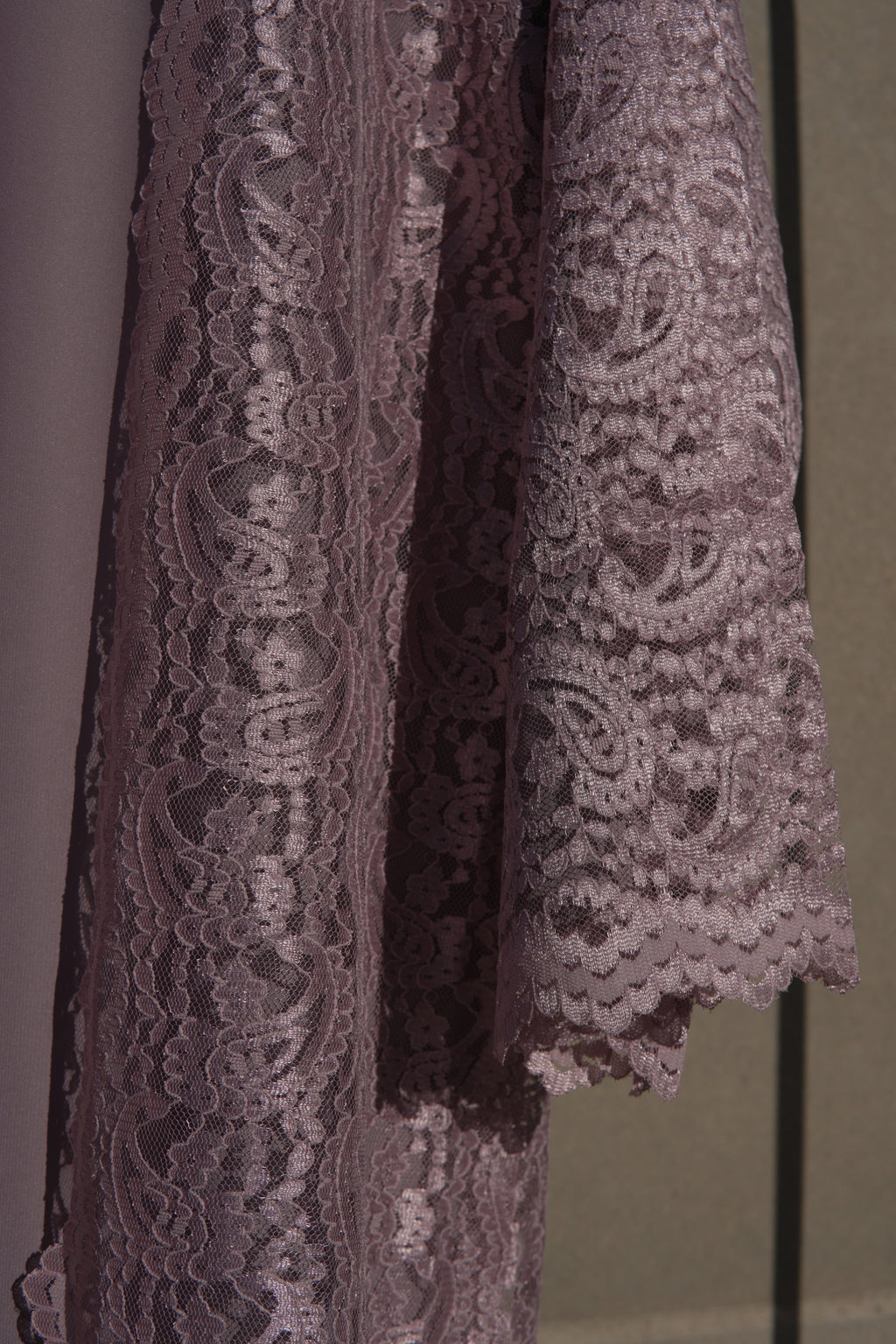 Varelle Netted Lace Abaya 4 Piece Set – Pink Modest Abaya with Hijab, Slip Dress & Rope