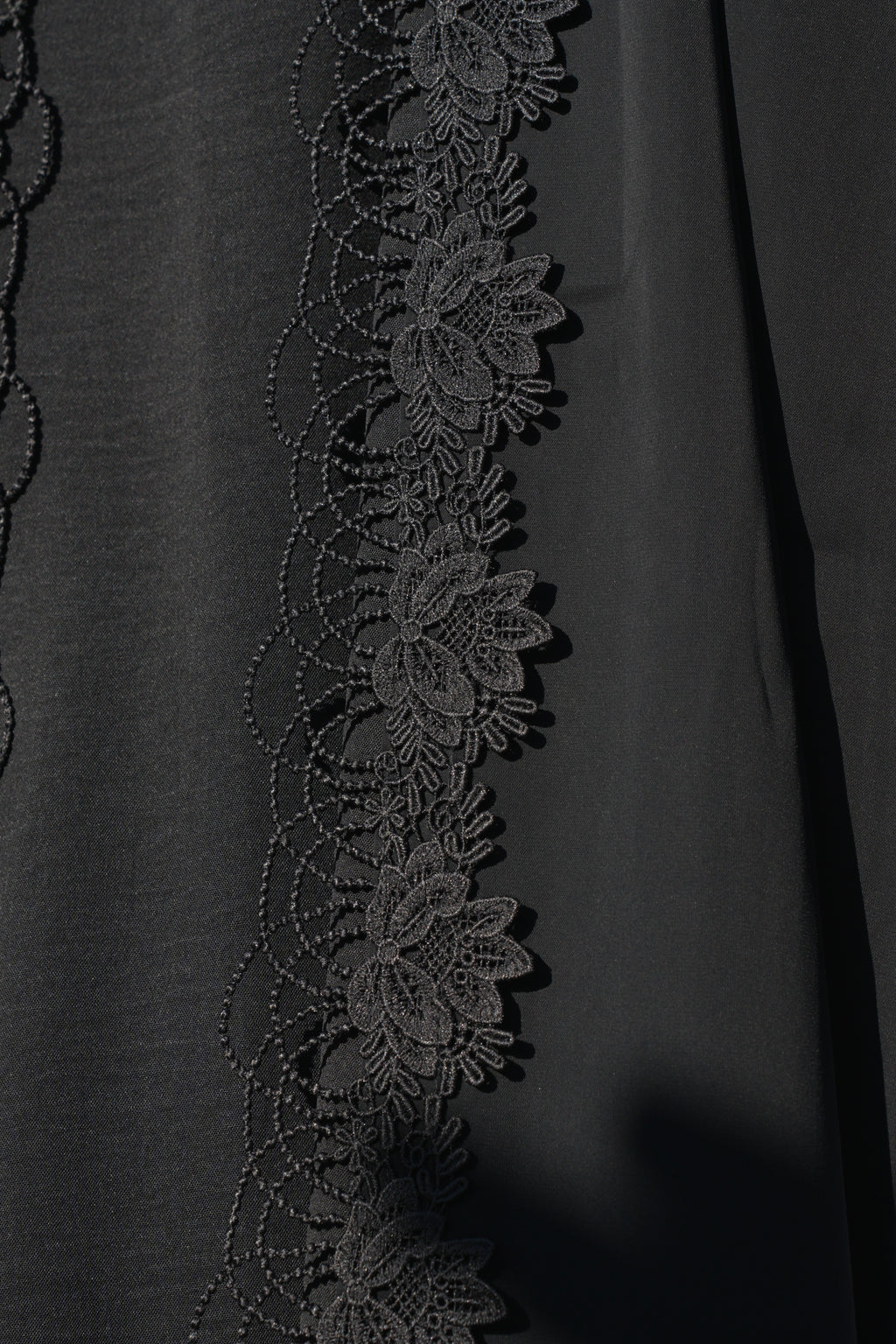 Nayelle Lace Abaya 4 Piece Set – Dark Grey Abaya with Hijab, Slip Dress & Rope