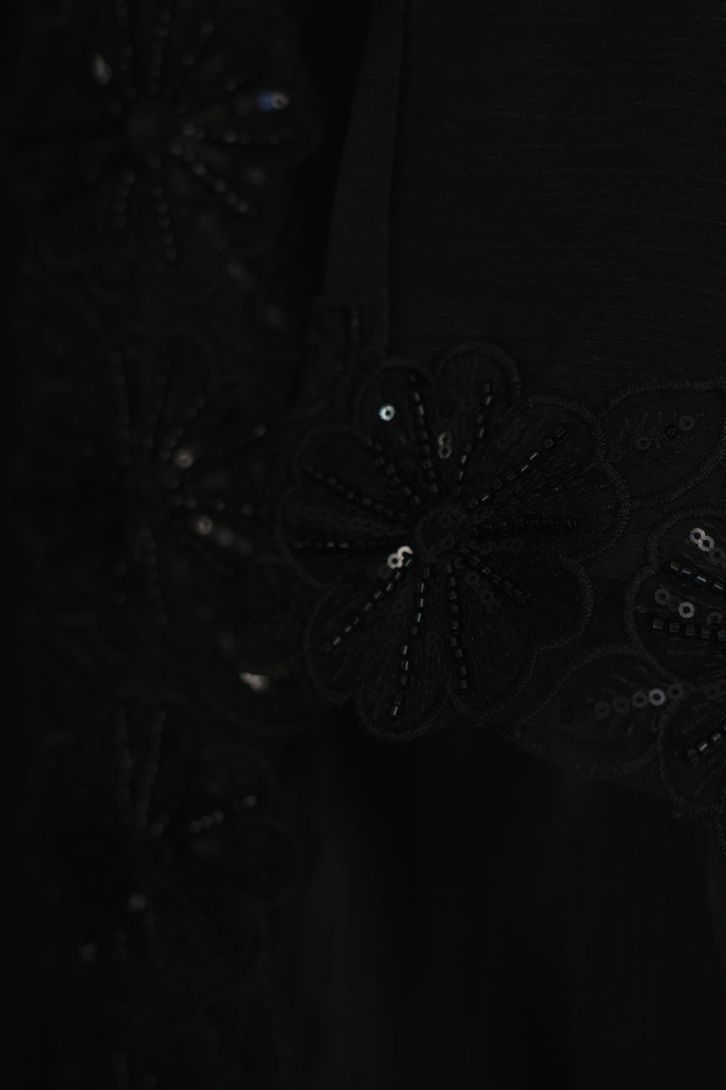 Zareen Embellished Abaya 4 Piece Set – Black Abaya with Hijab, Slip Dress & Rope