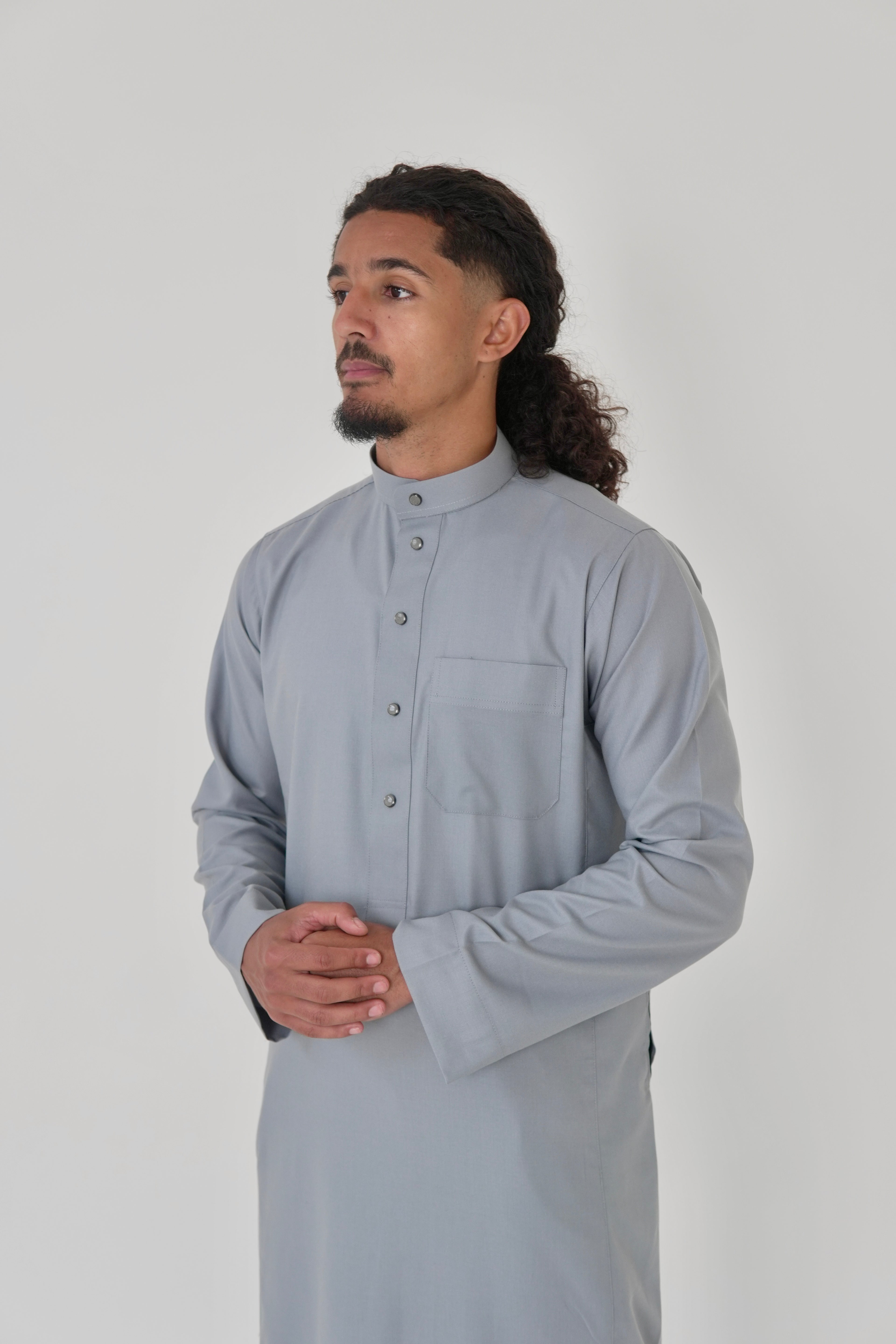 Classic Light Grey Saudi Thobe