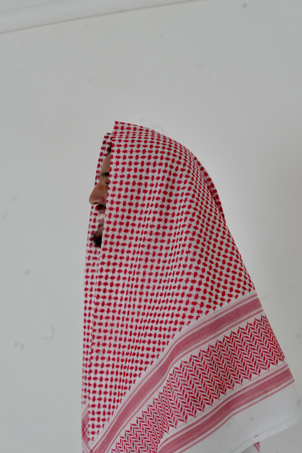 Saudi White & Red Scarf