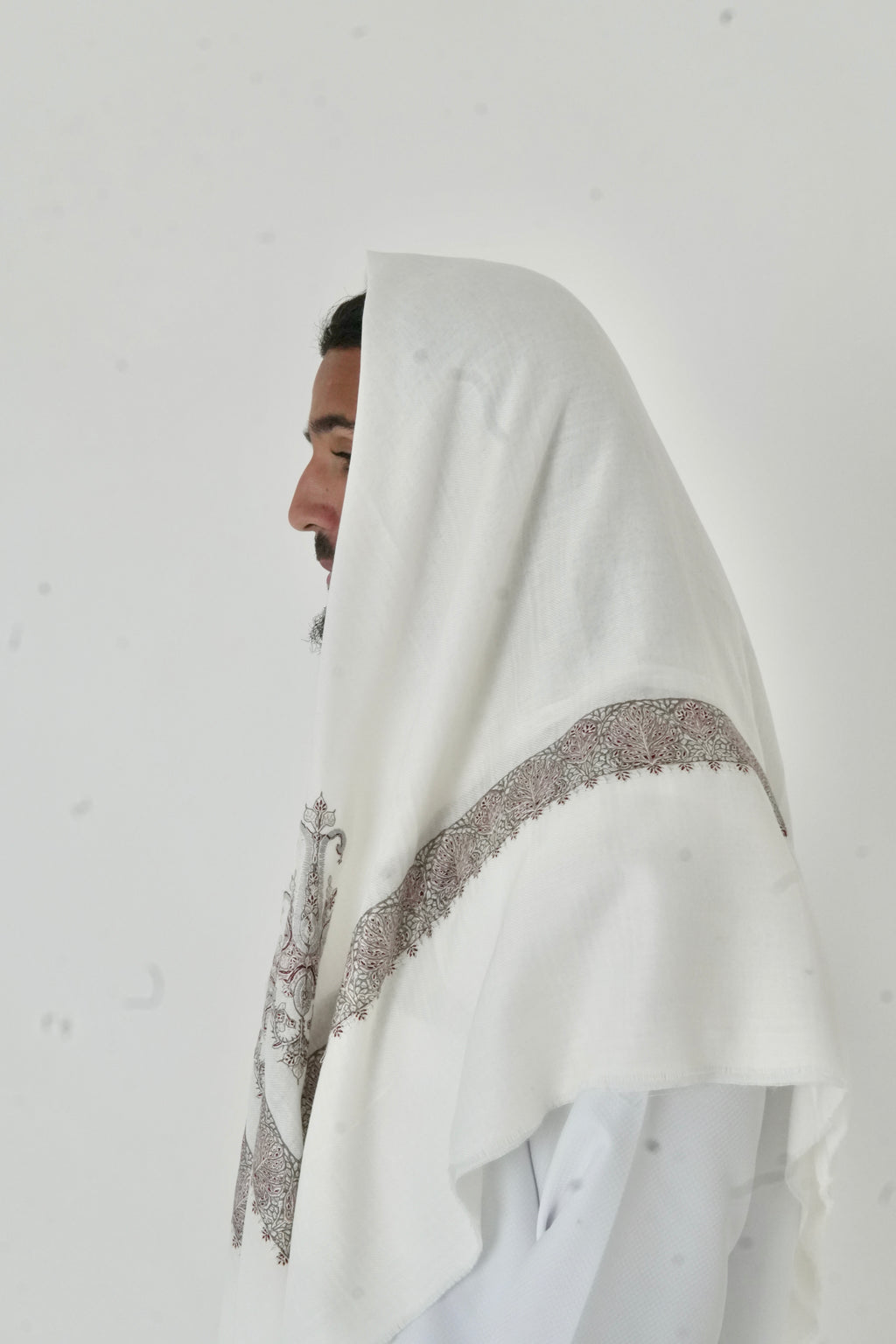 Ivory Yemeni Shemagh
