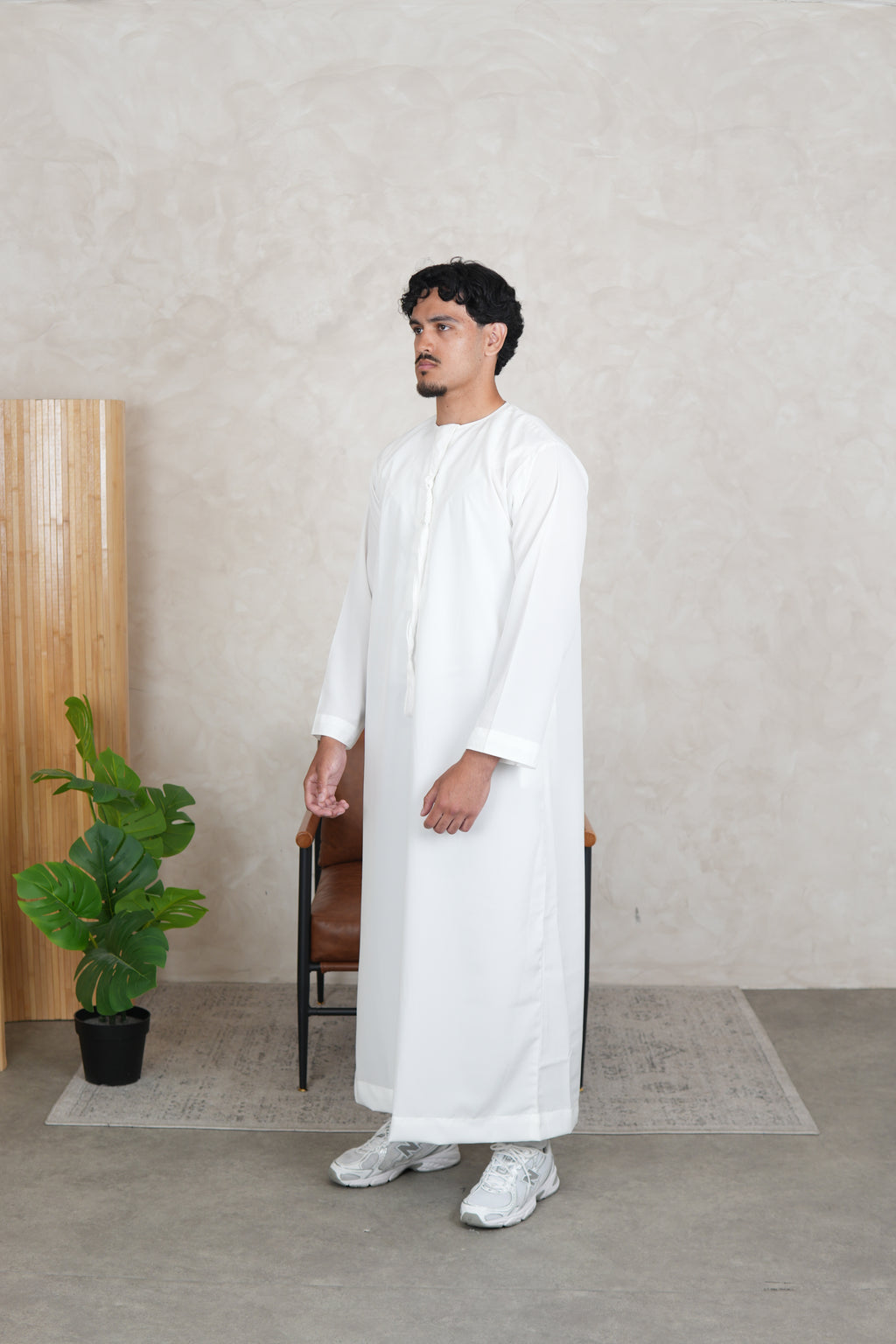 Luxury White Lightweight Zibda Emirati Thobe