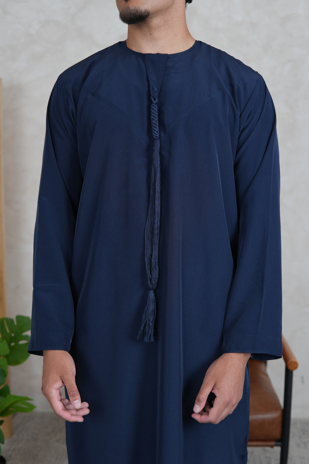 Luxury Navy Lightweight Zibda Emirati Thobe