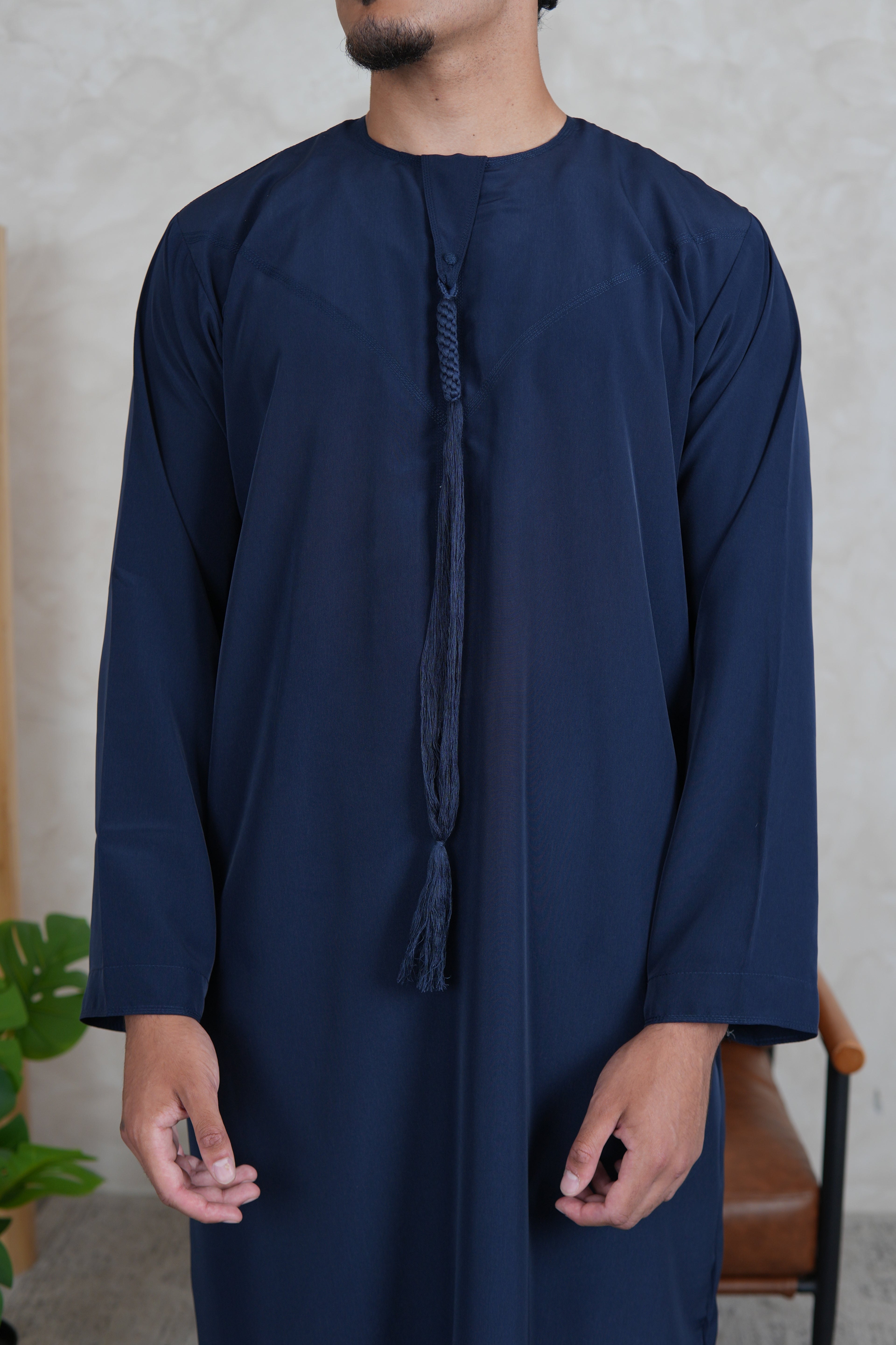 Luxury Navy Lightweight Zibda Emirati Thobe