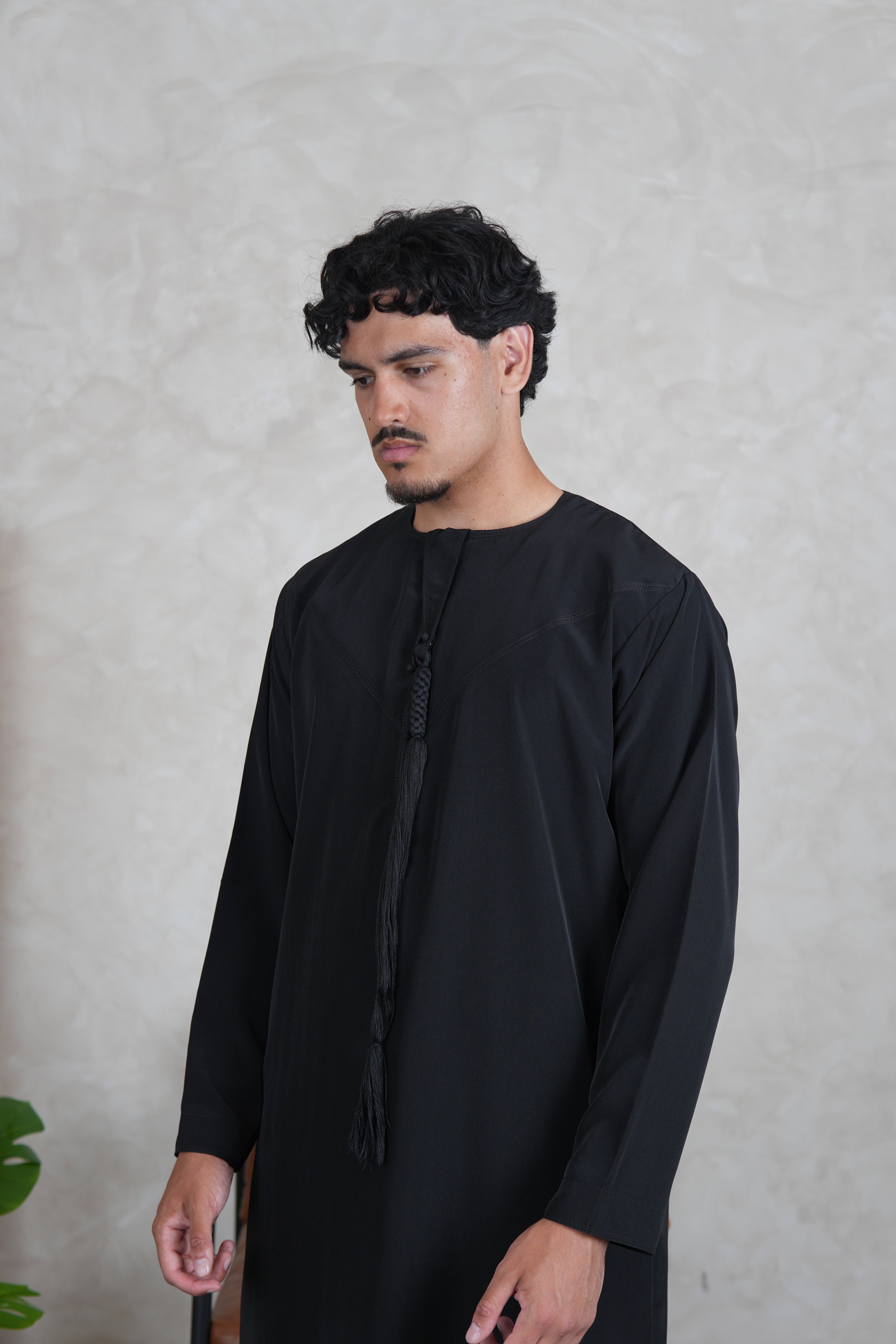 Luxury Black Lightweight Zibda Emirati Thobe