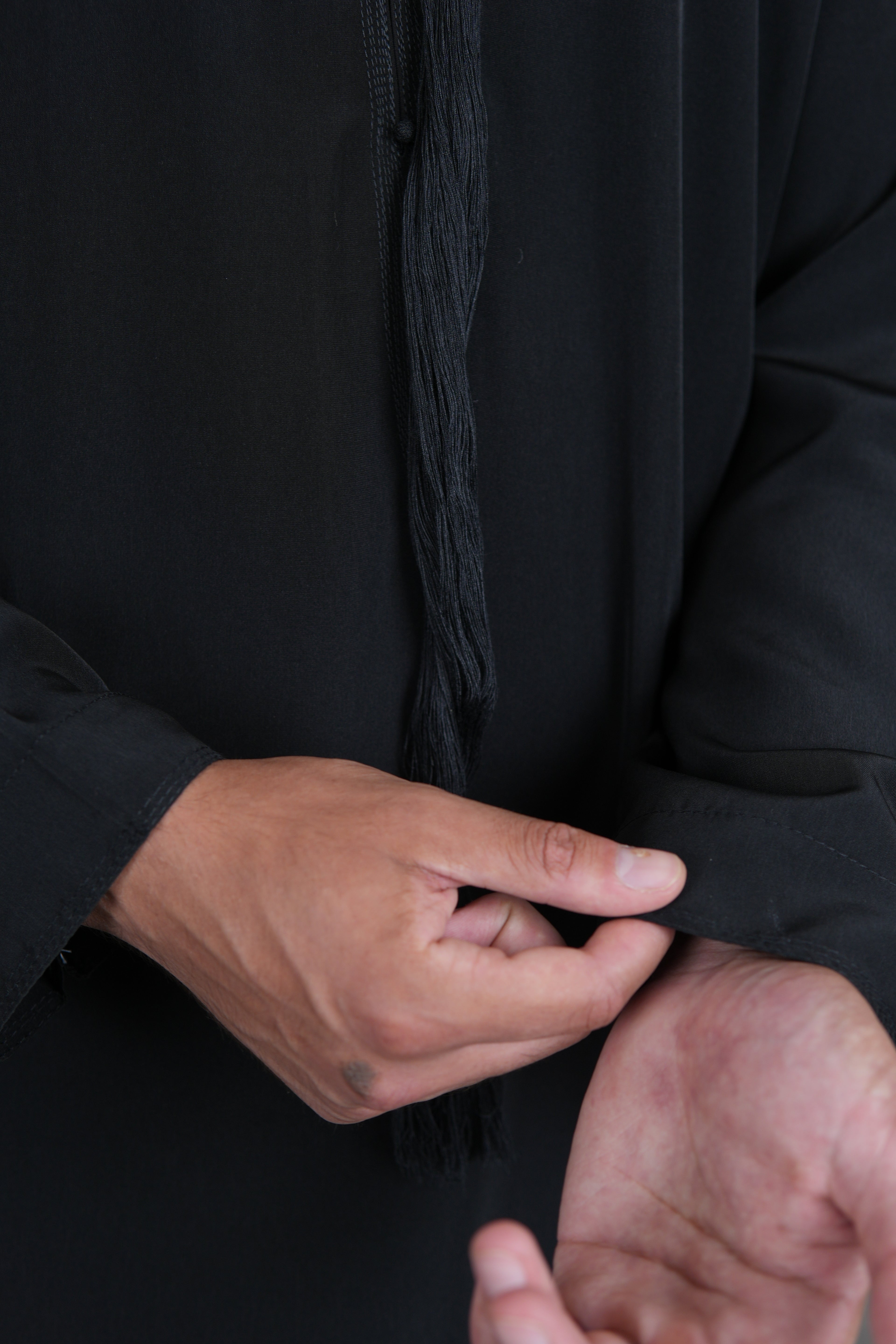 Luxury Black Lightweight Zibda Emirati Thobe
