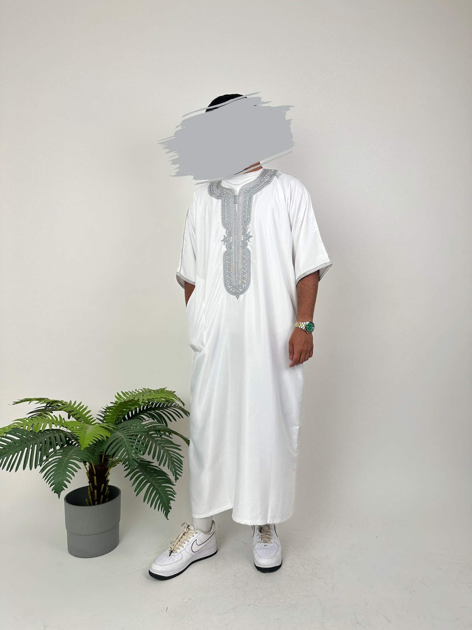 Classic Moroccan White & Grey Thobe