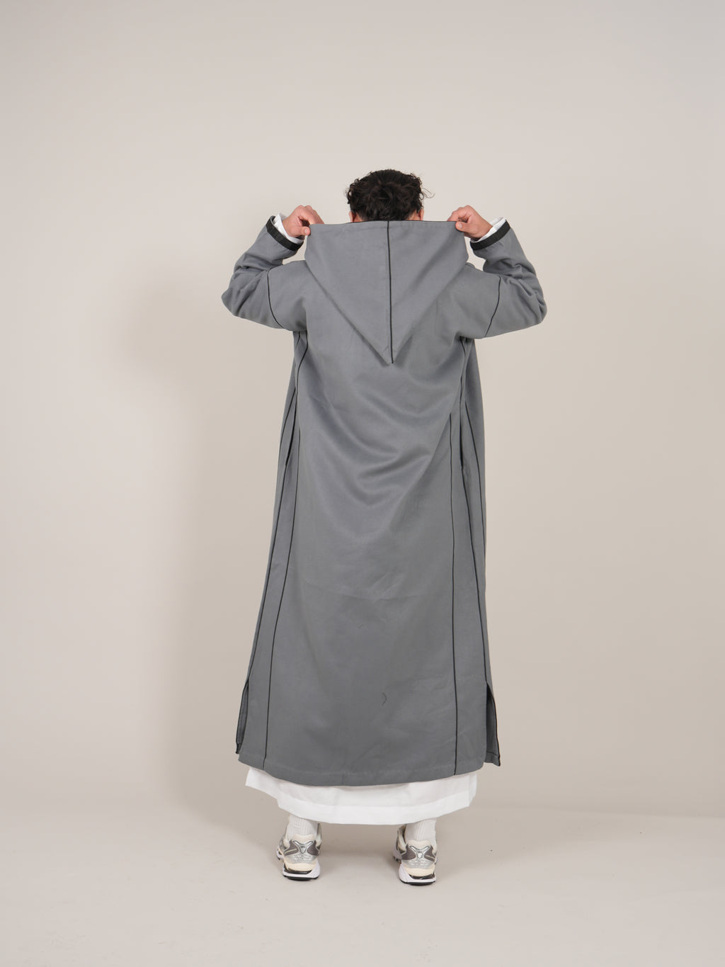Grey & Black Moroccan Djellaba Thobe - Luxury Jubbah Made in Morocco - YAZIR