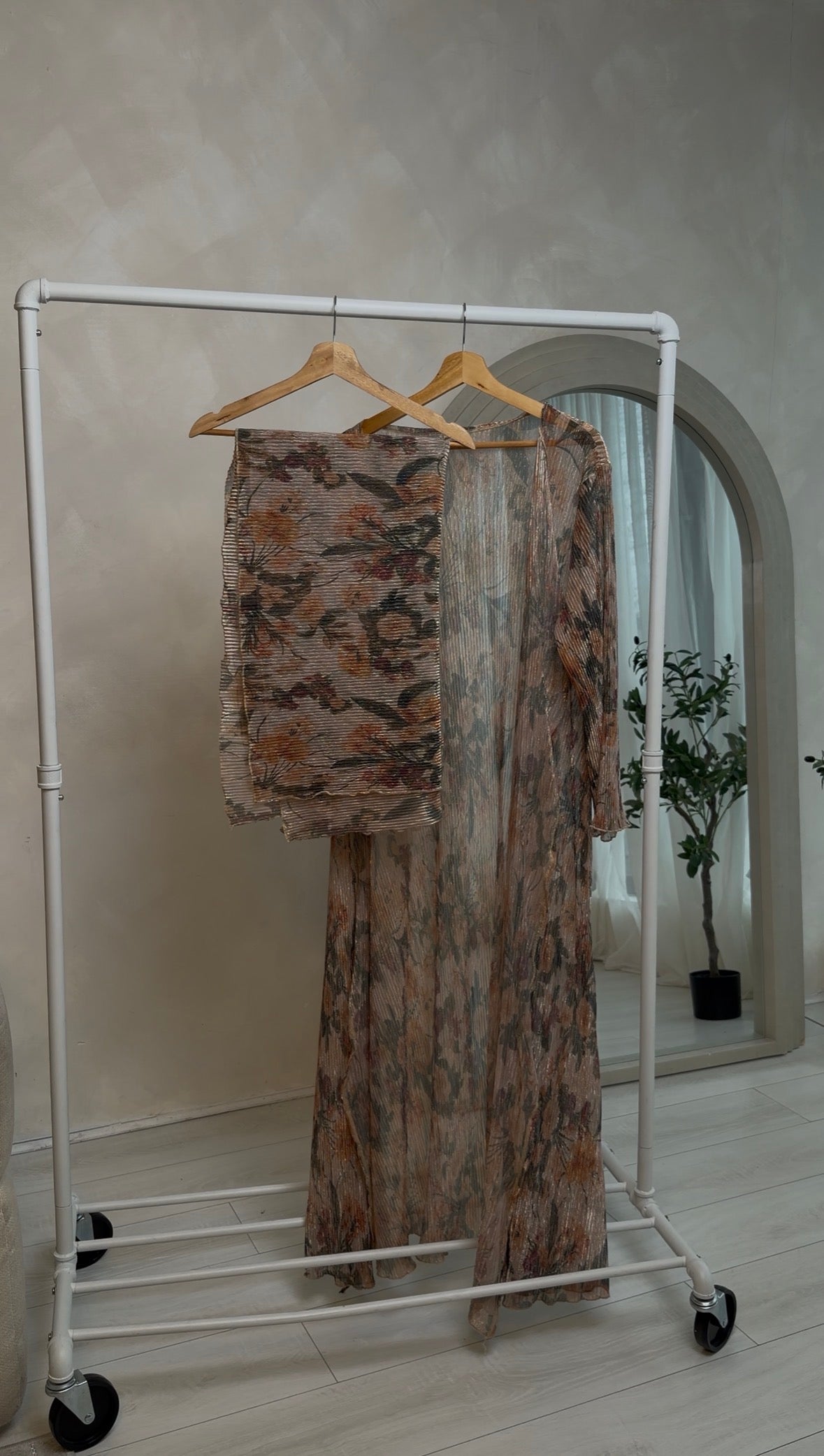 The Aurora Abaya