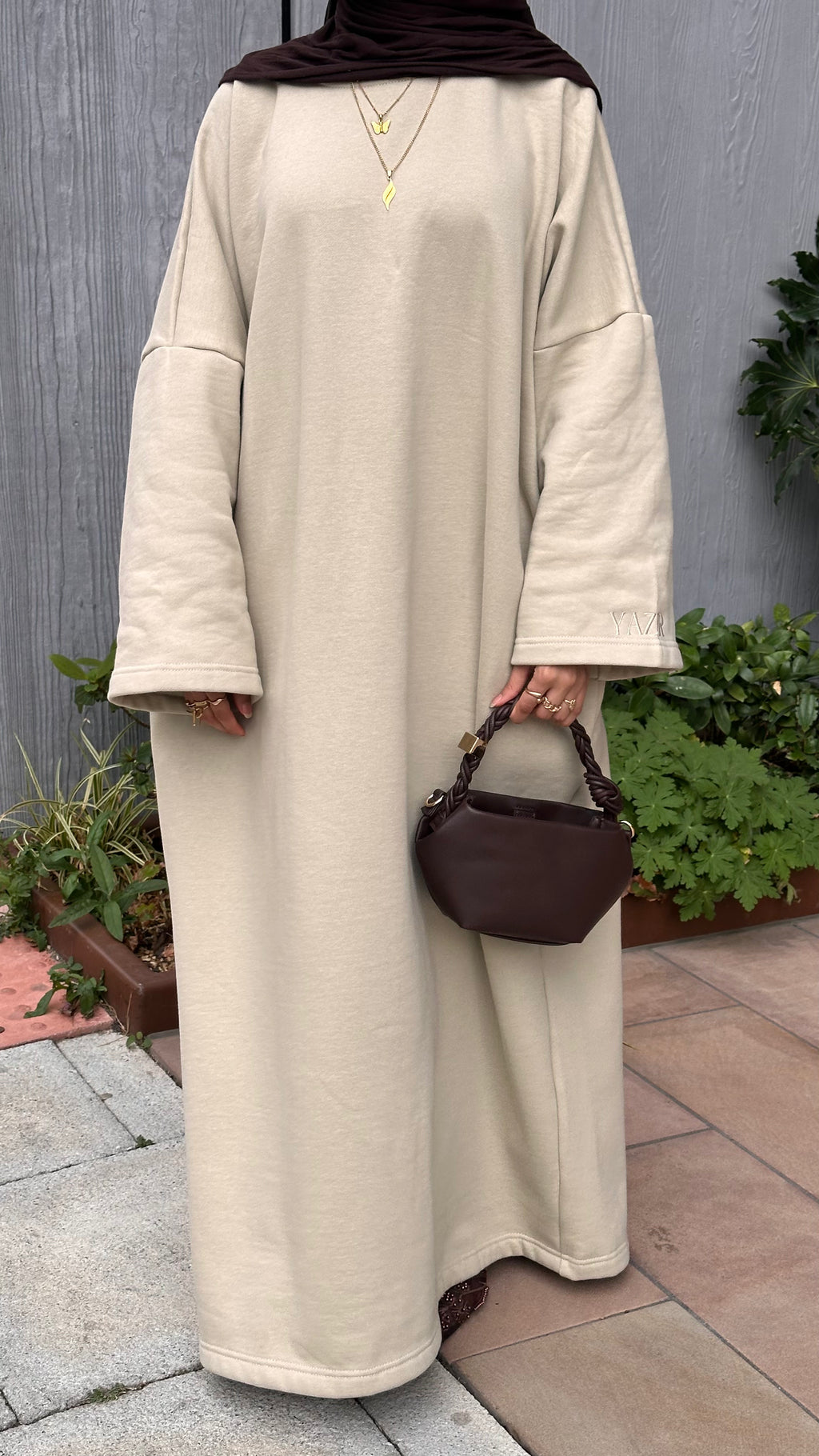 Layla Oat Premium Winter Abaya – Winter Edition