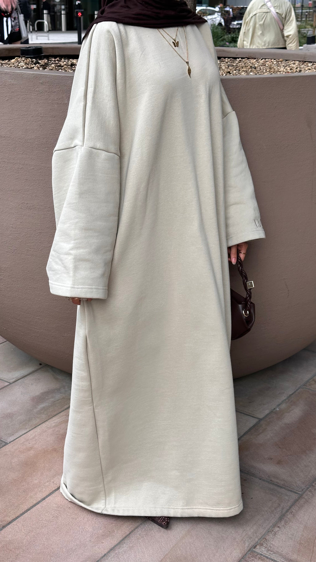 Layla Oat Premium Winter Abaya – Winter Edition