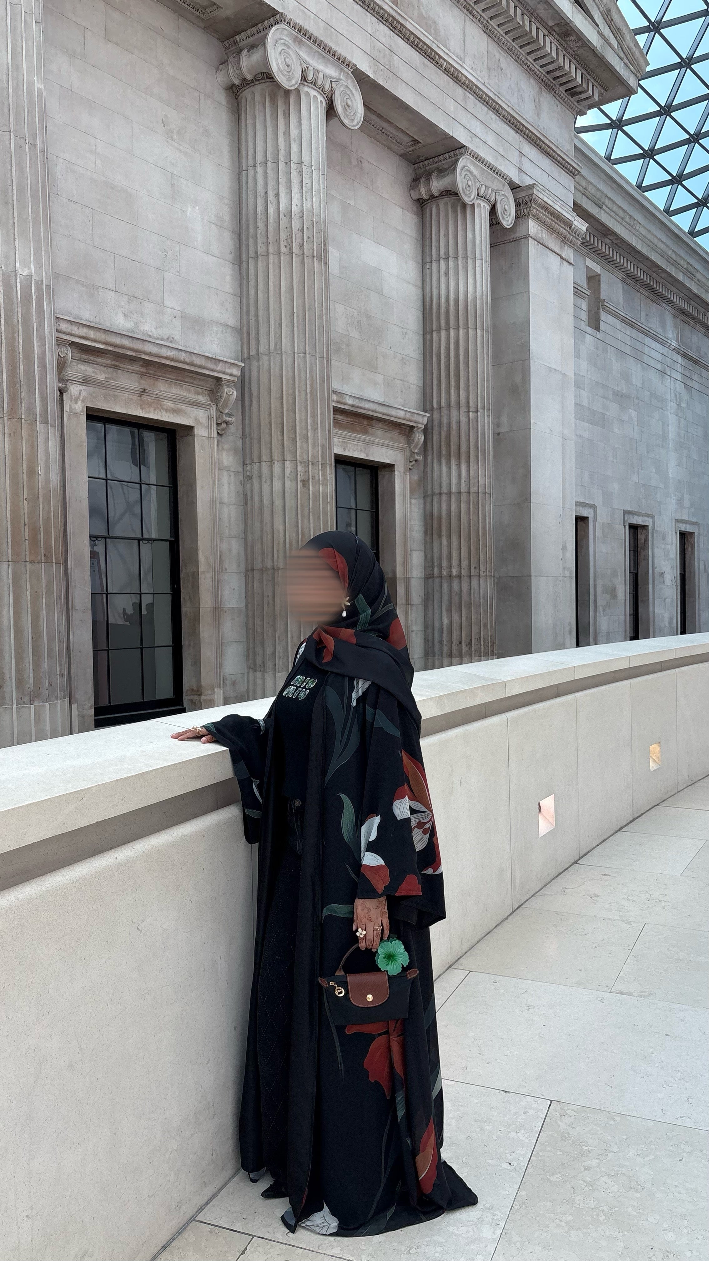 Nyla Petal Abaya — Black Floral