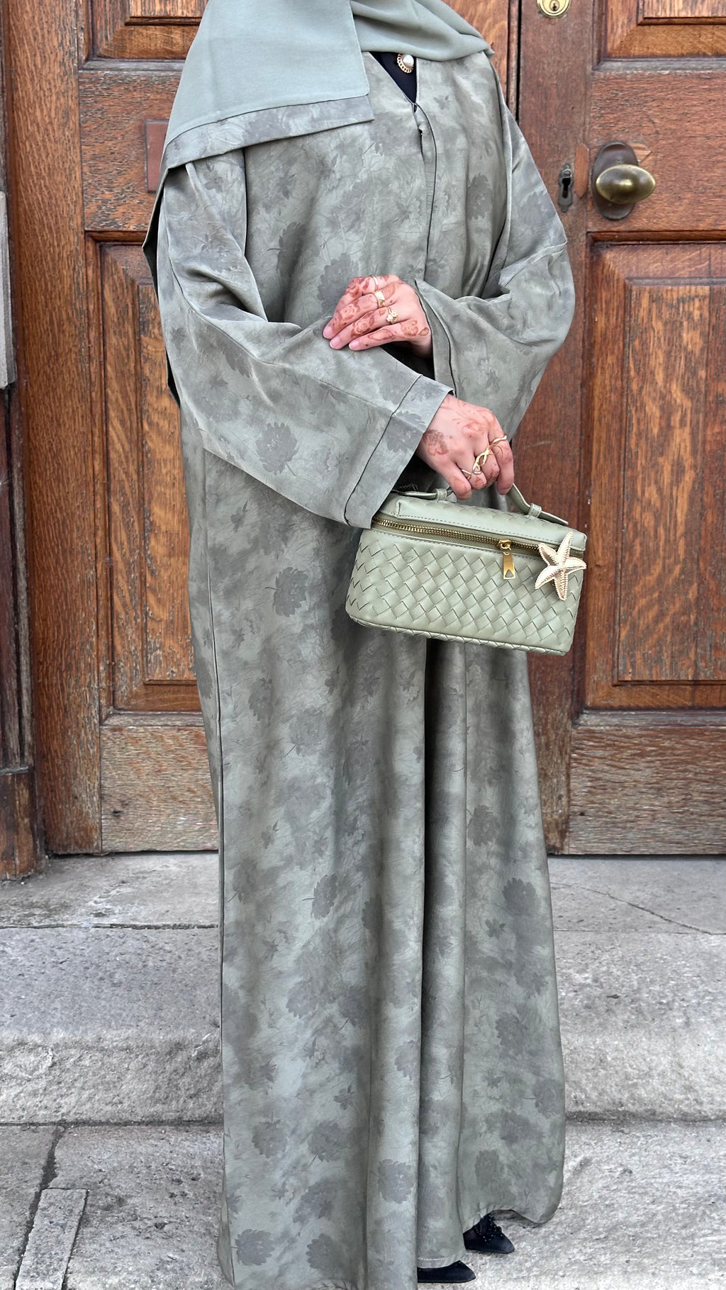Sage Mukka Petal Abaya