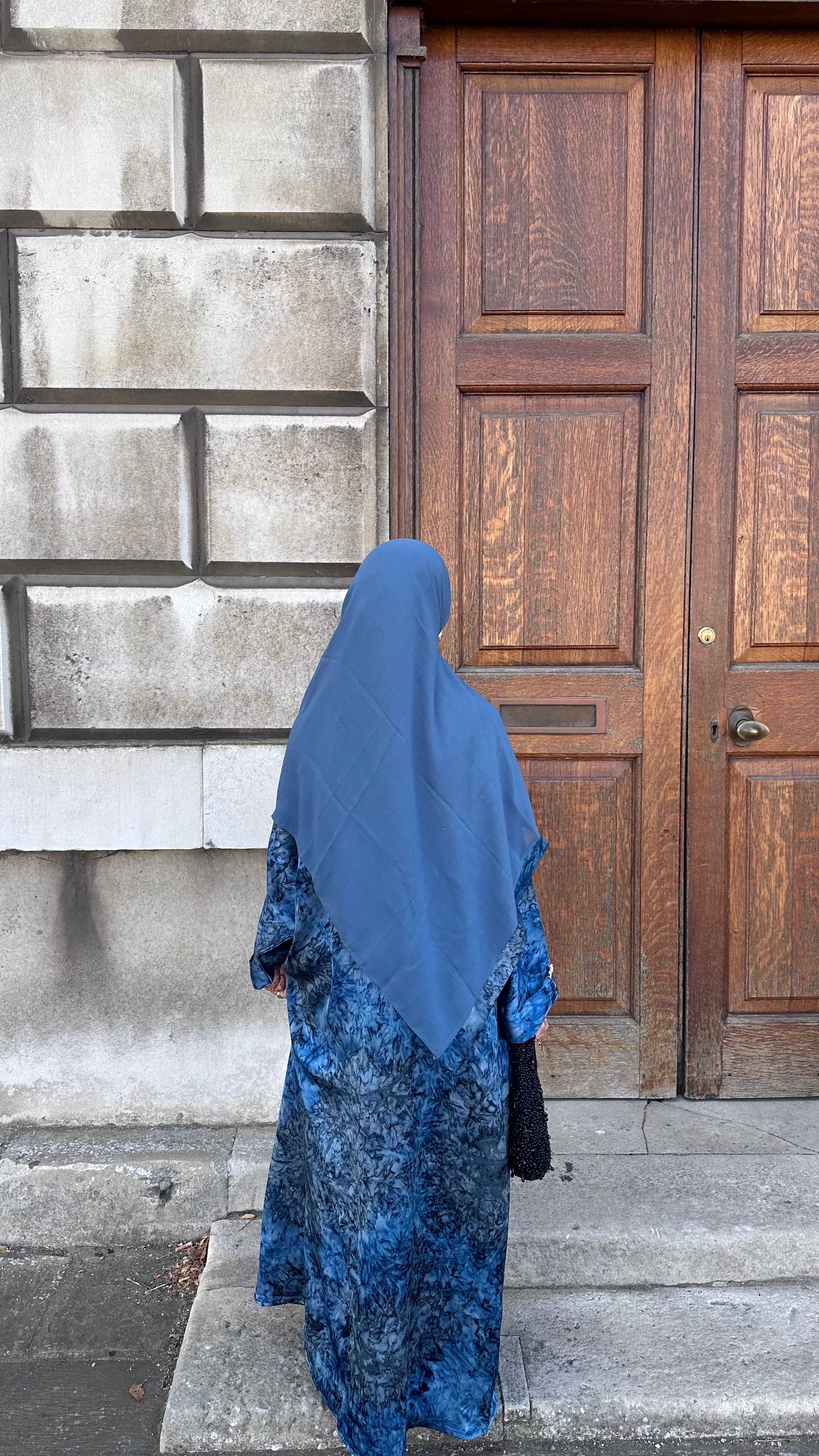 Avenra Printed Abaya 2 Piece Set – Teal Marble Modest Abaya with Hijab