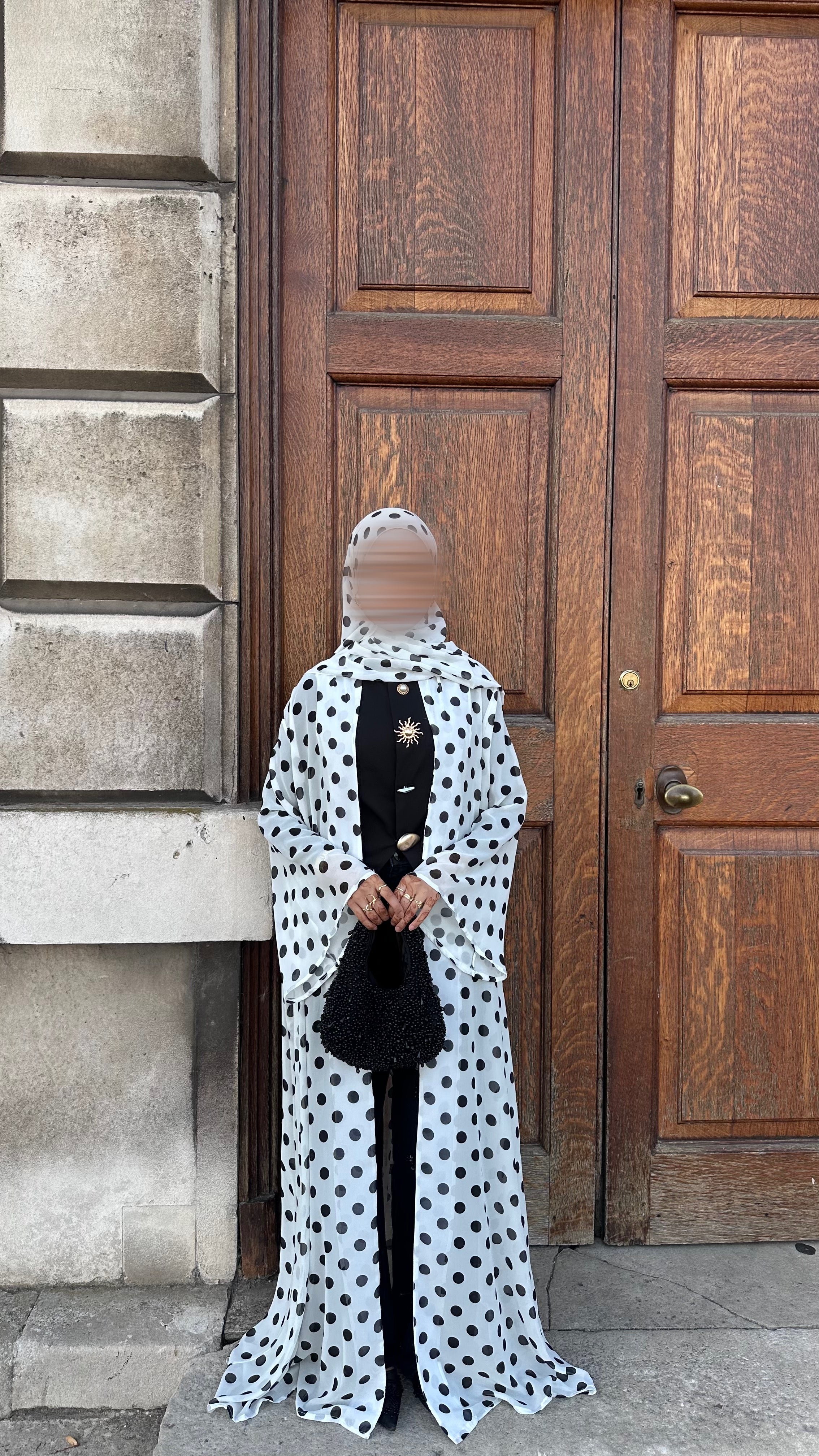 Mina Dot Abaya