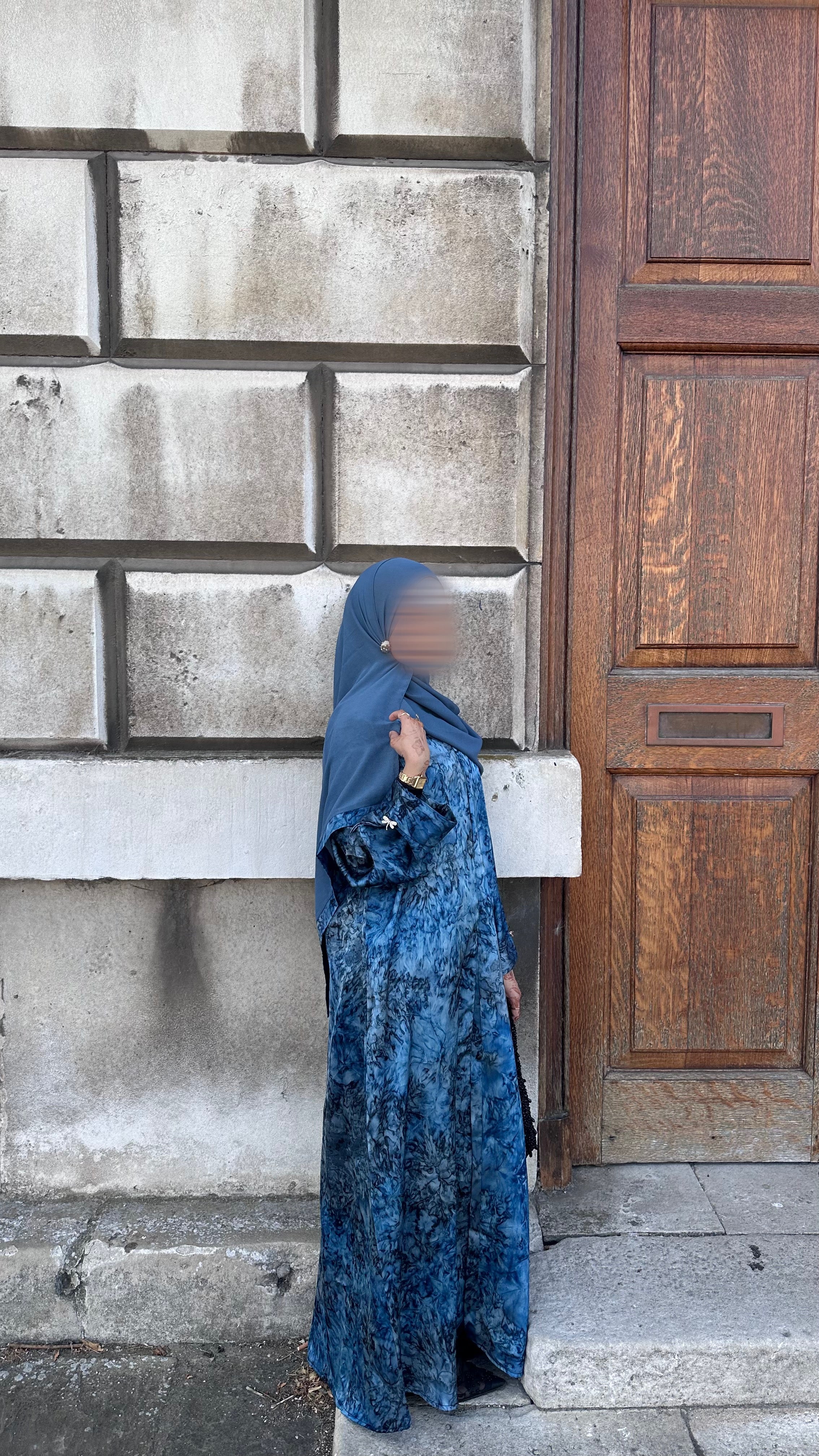 Avenra Printed Abaya 2 Piece Set – Teal Marble Modest Abaya with Hijab