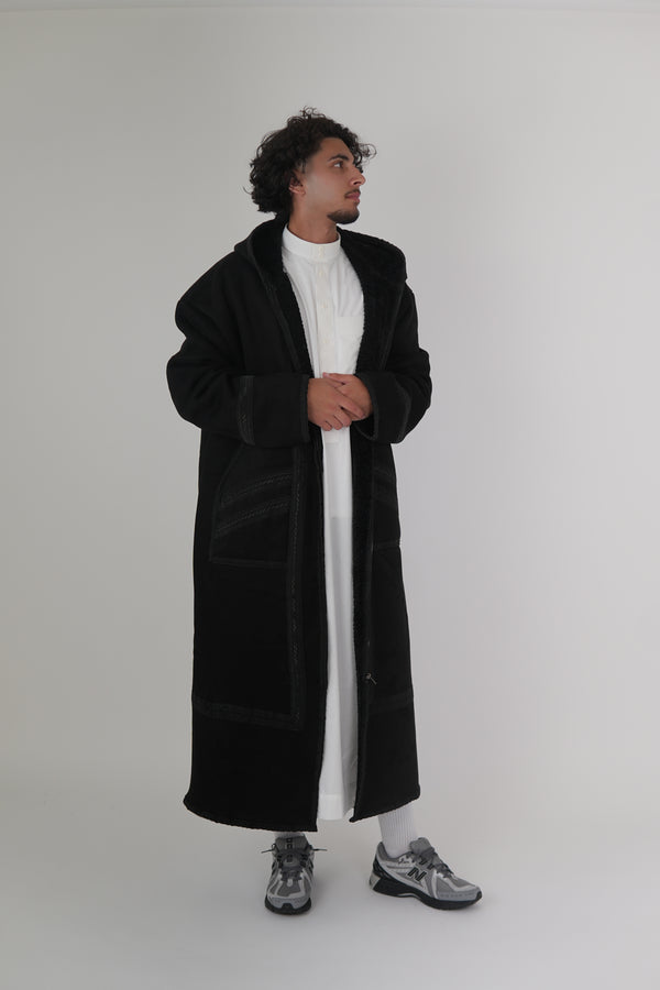 Men’s Farwa coat – Arabian winter bisht with faux fur lining