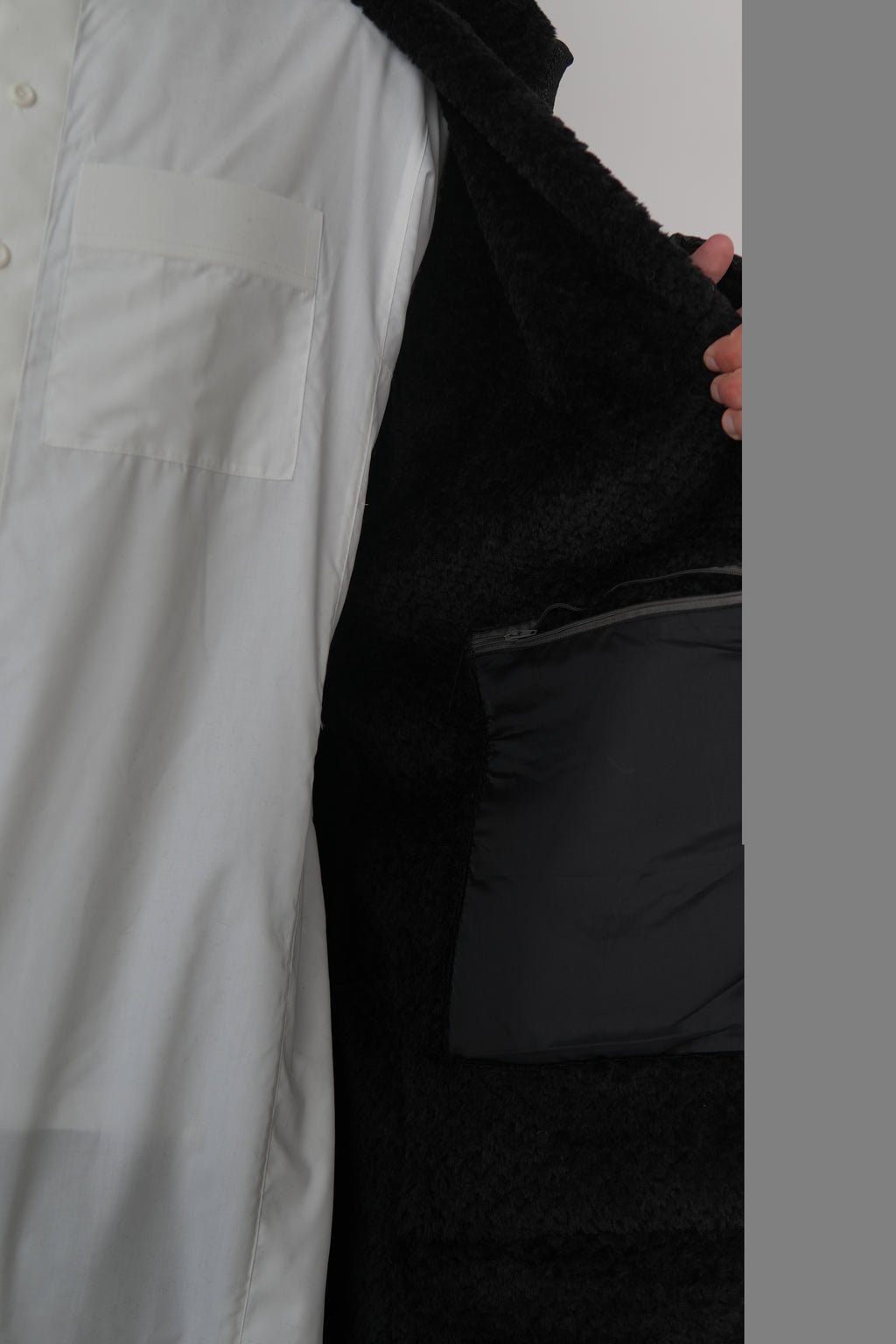 Men’s Farwa coat – Arabian winter bisht with faux fur lining