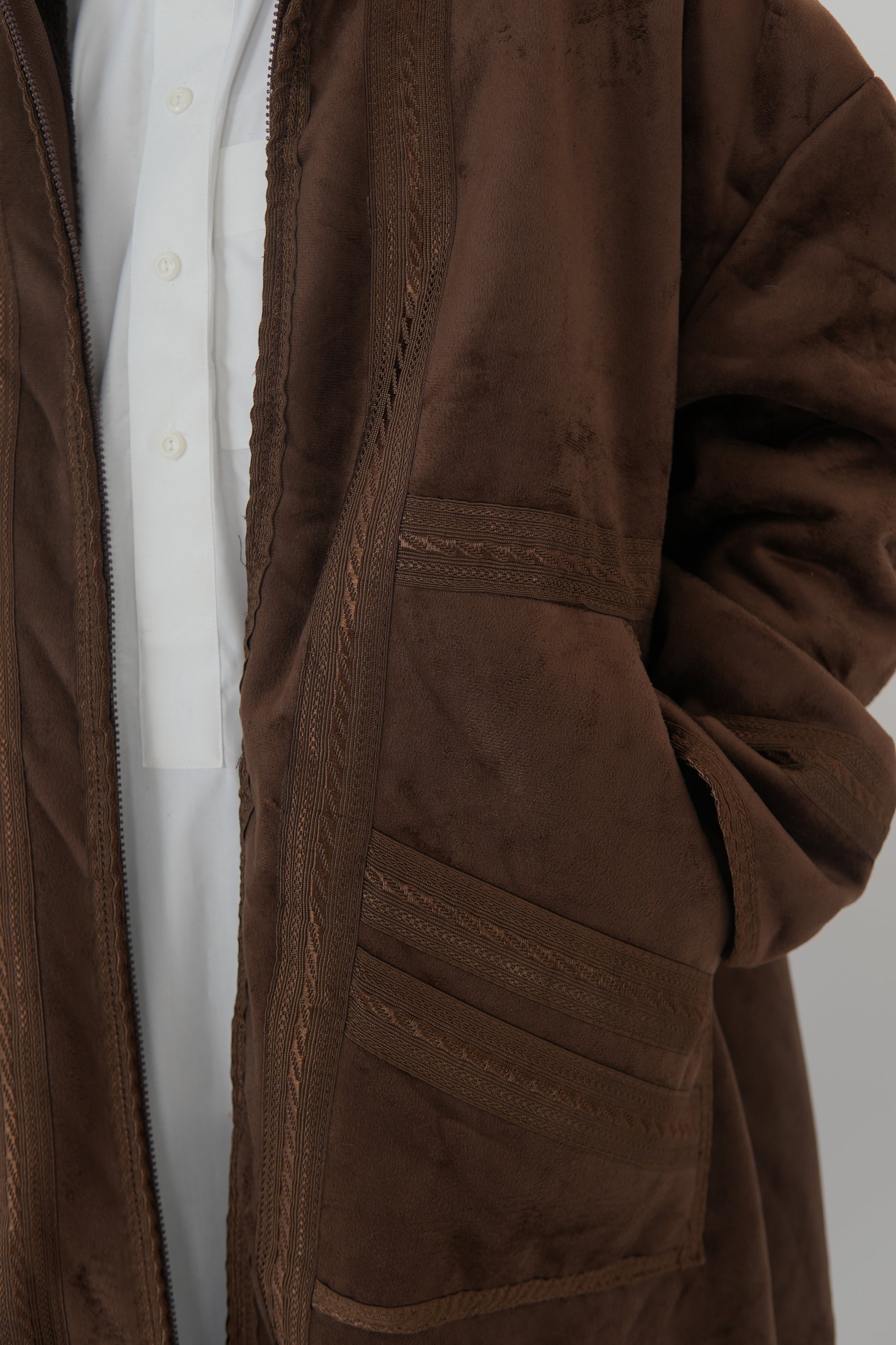 Men’s Farwa coat – Arabian winter bisht with faux fur lining